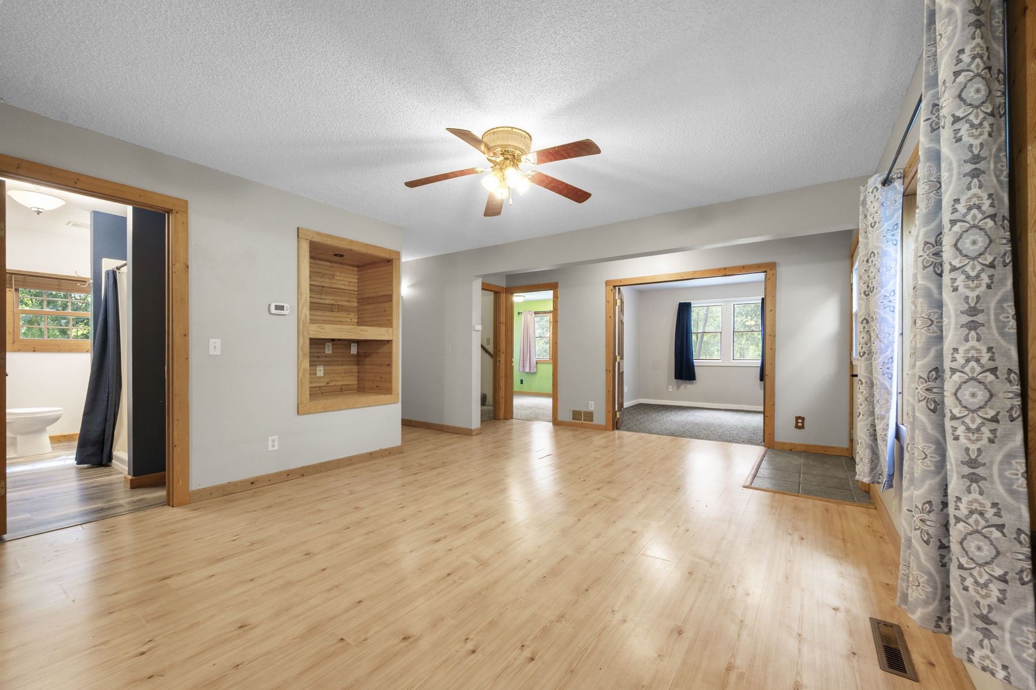 2488 Sunny Acres Lane Property Photo 10