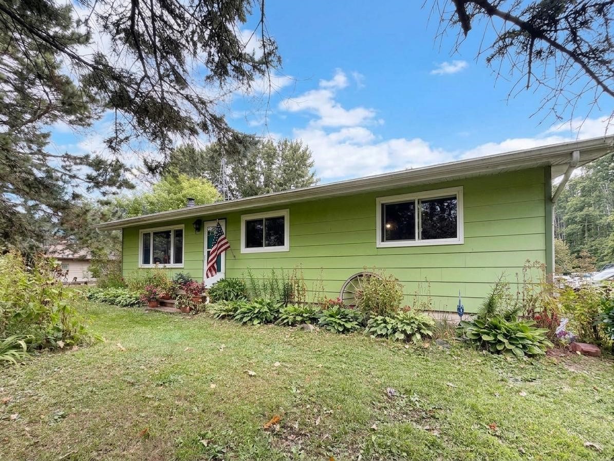 1549 24 1/2 Street Property Photo 1