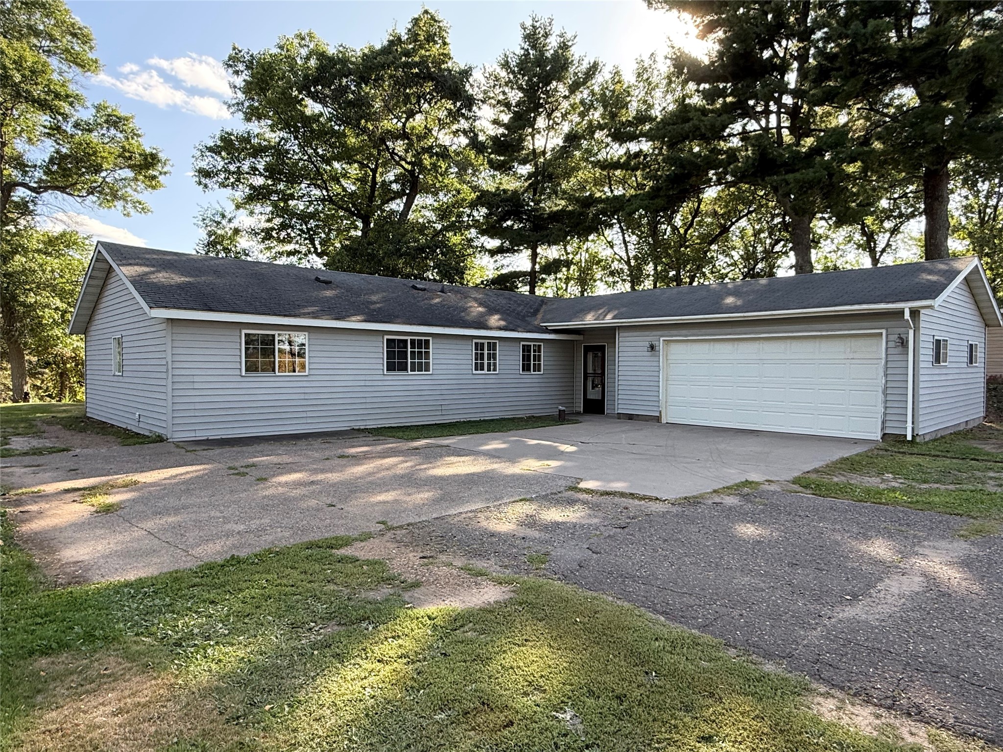2727 26 7/8 Avenue Property Photo 2