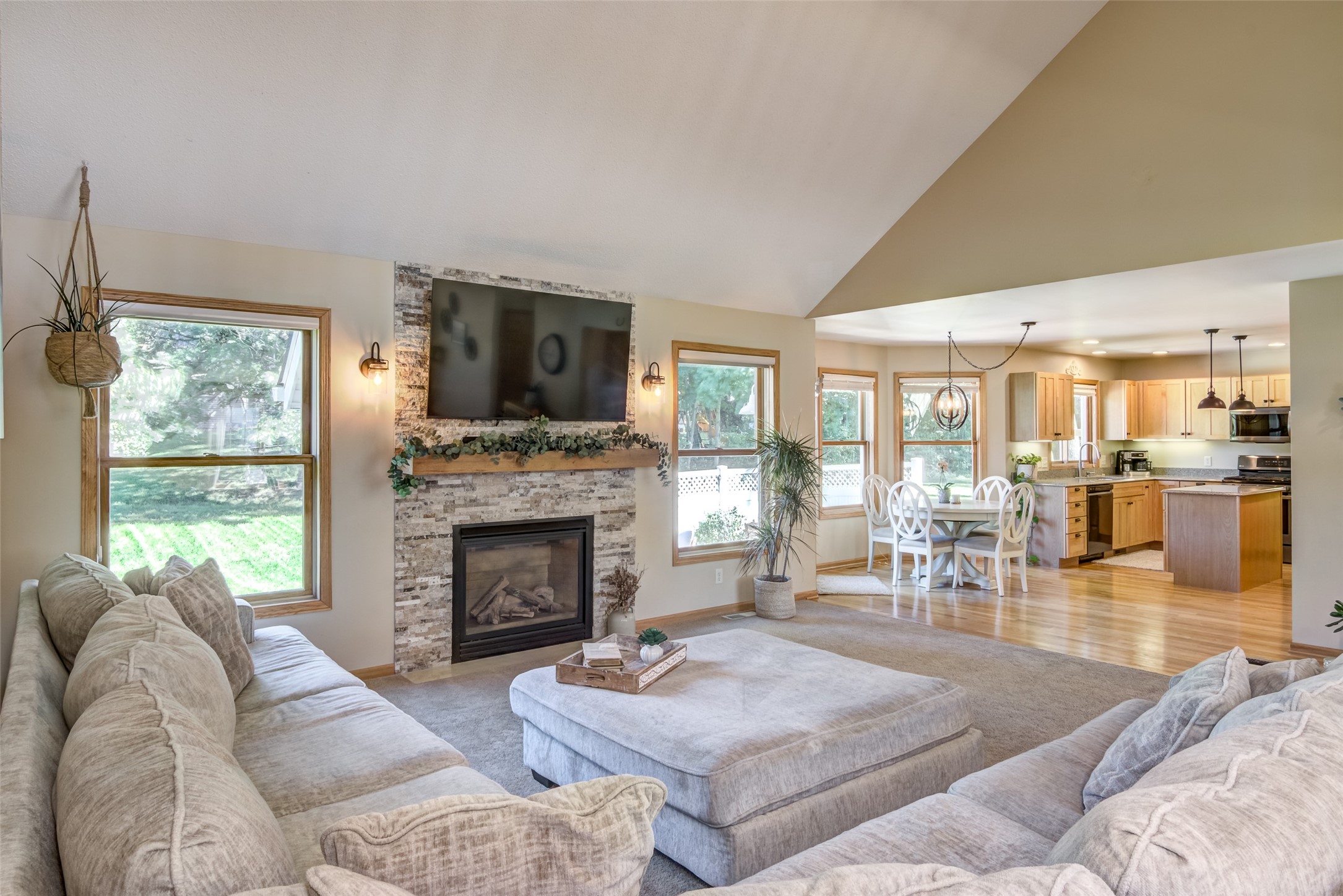 3208 Tiburon Drive Property Photo 3