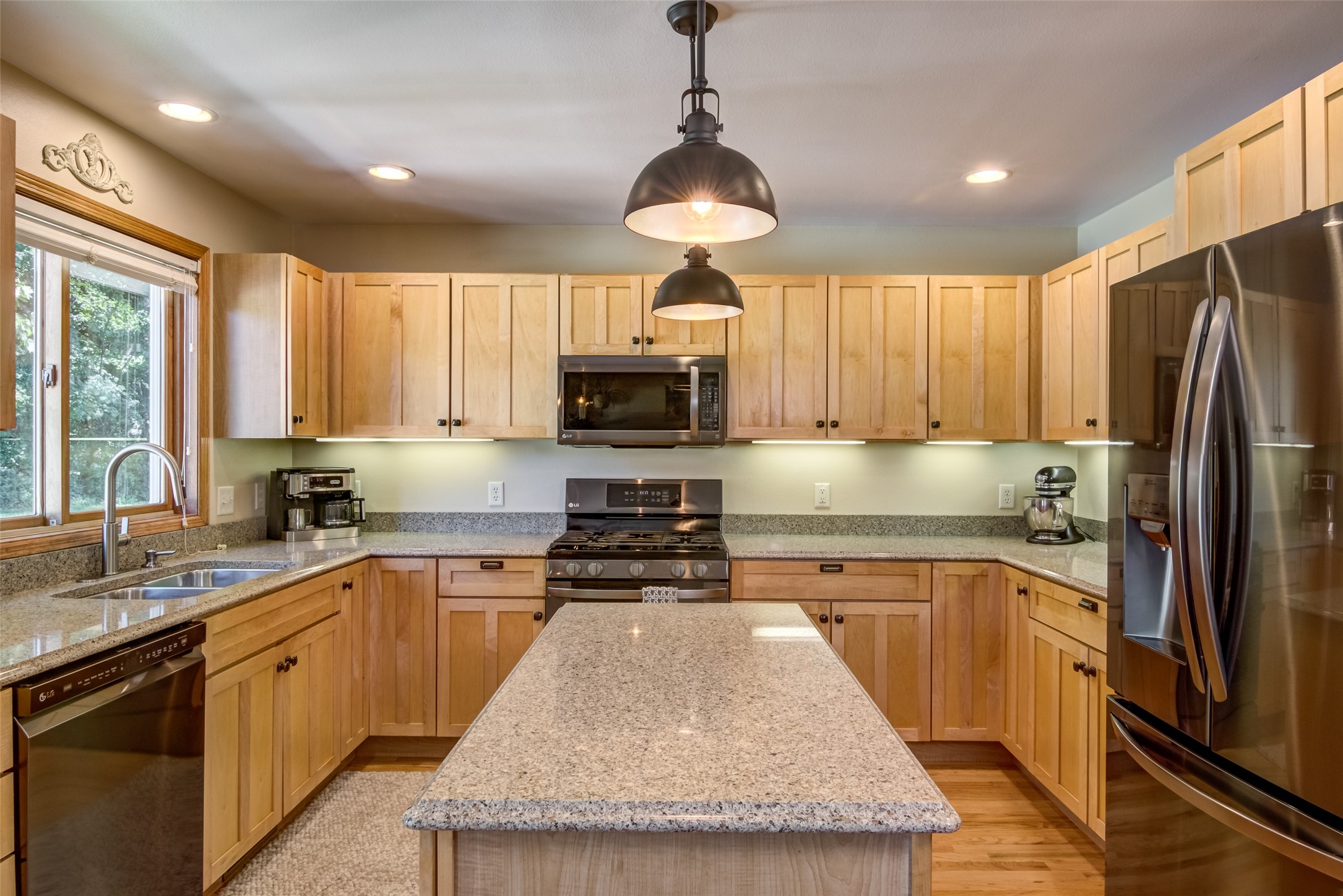 3208 Tiburon Drive Property Photo 7