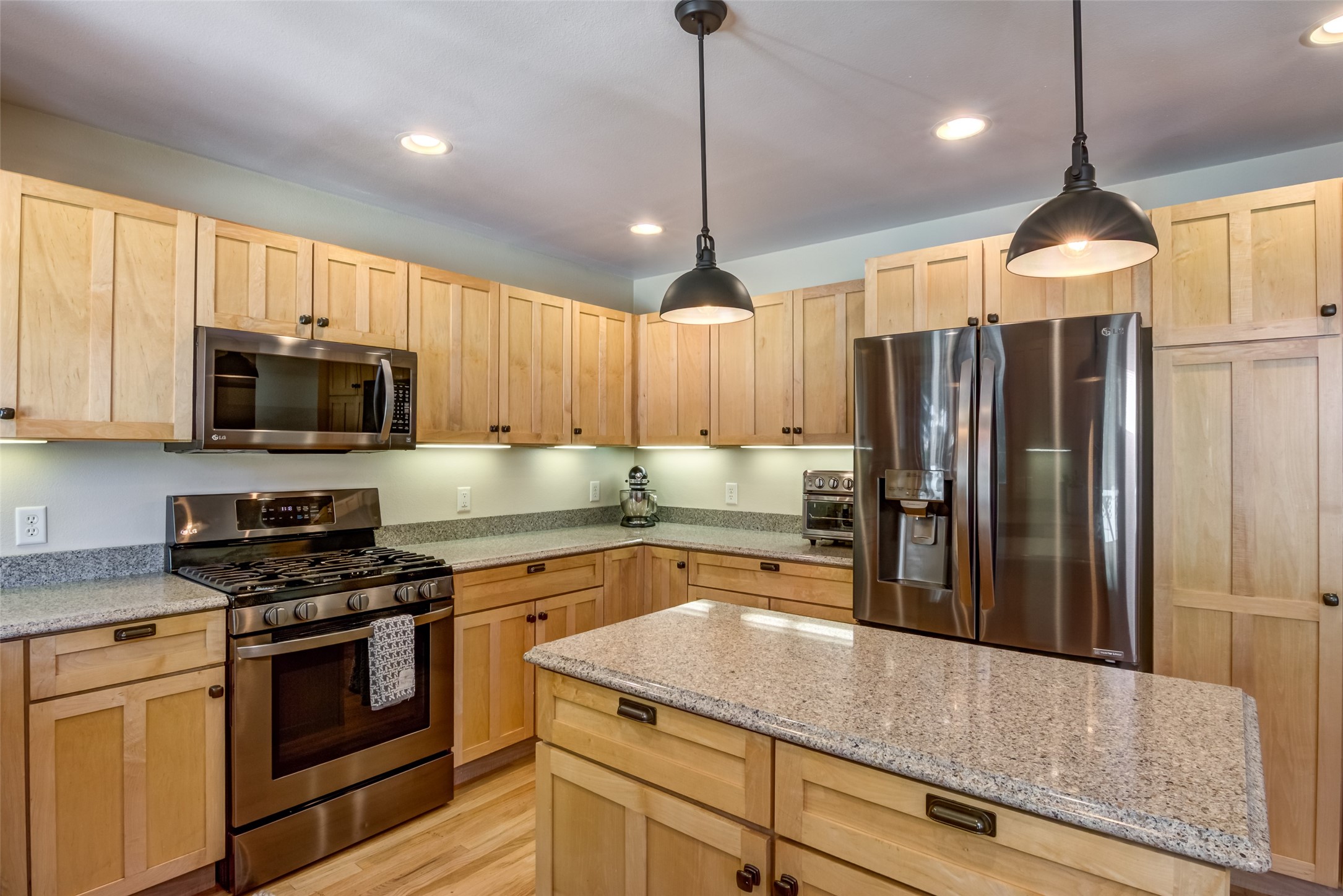3208 Tiburon Drive Property Photo 8
