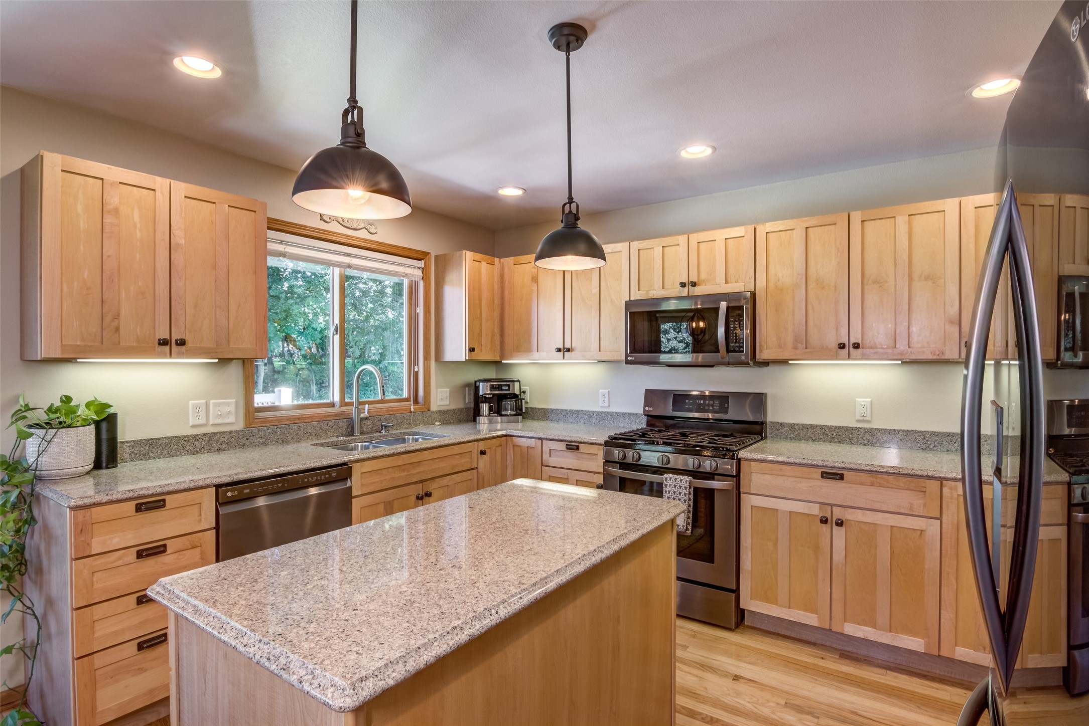 3208 Tiburon Drive Property Photo 9