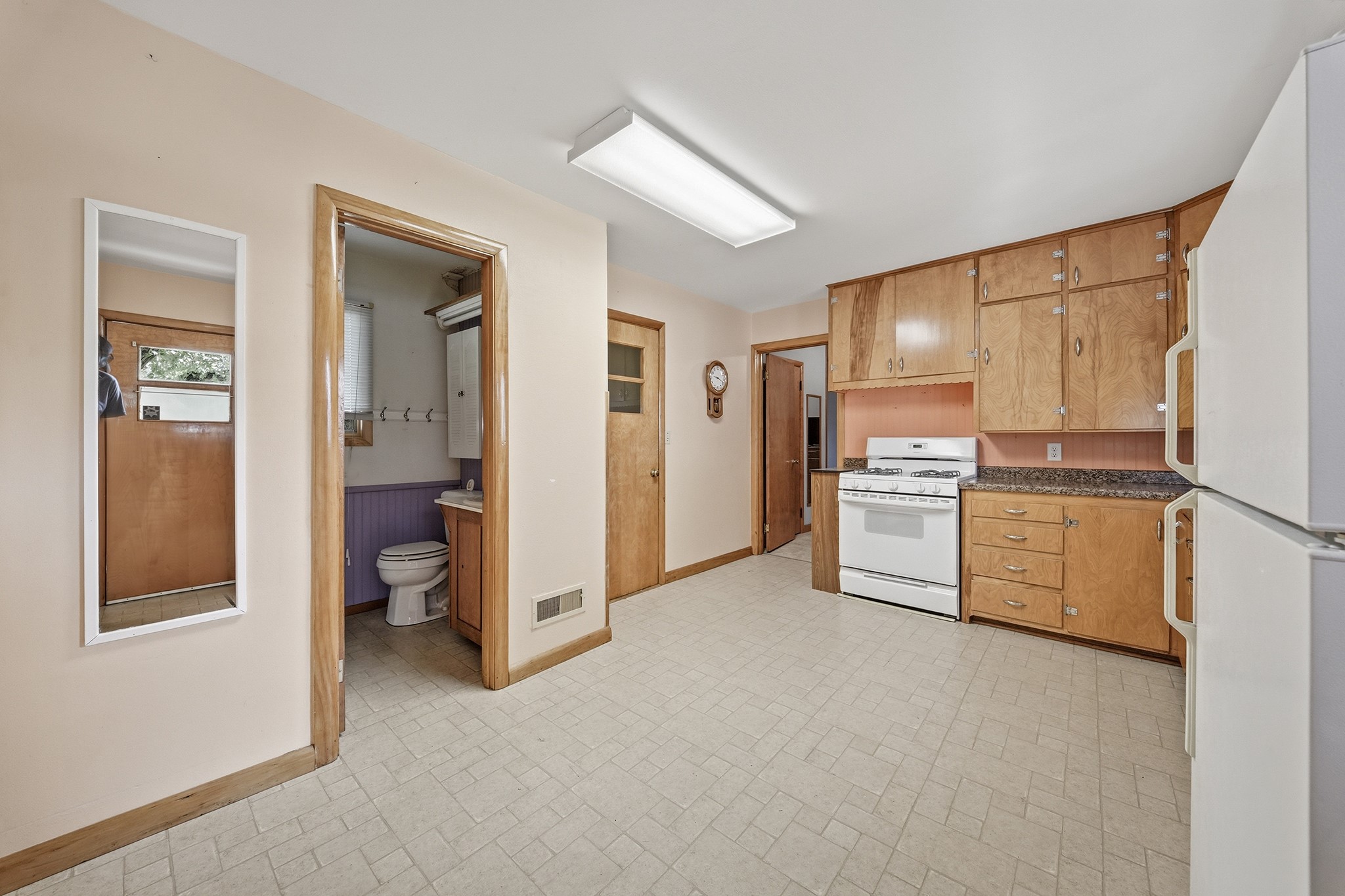 406 E Birch Street Property Photo 11
