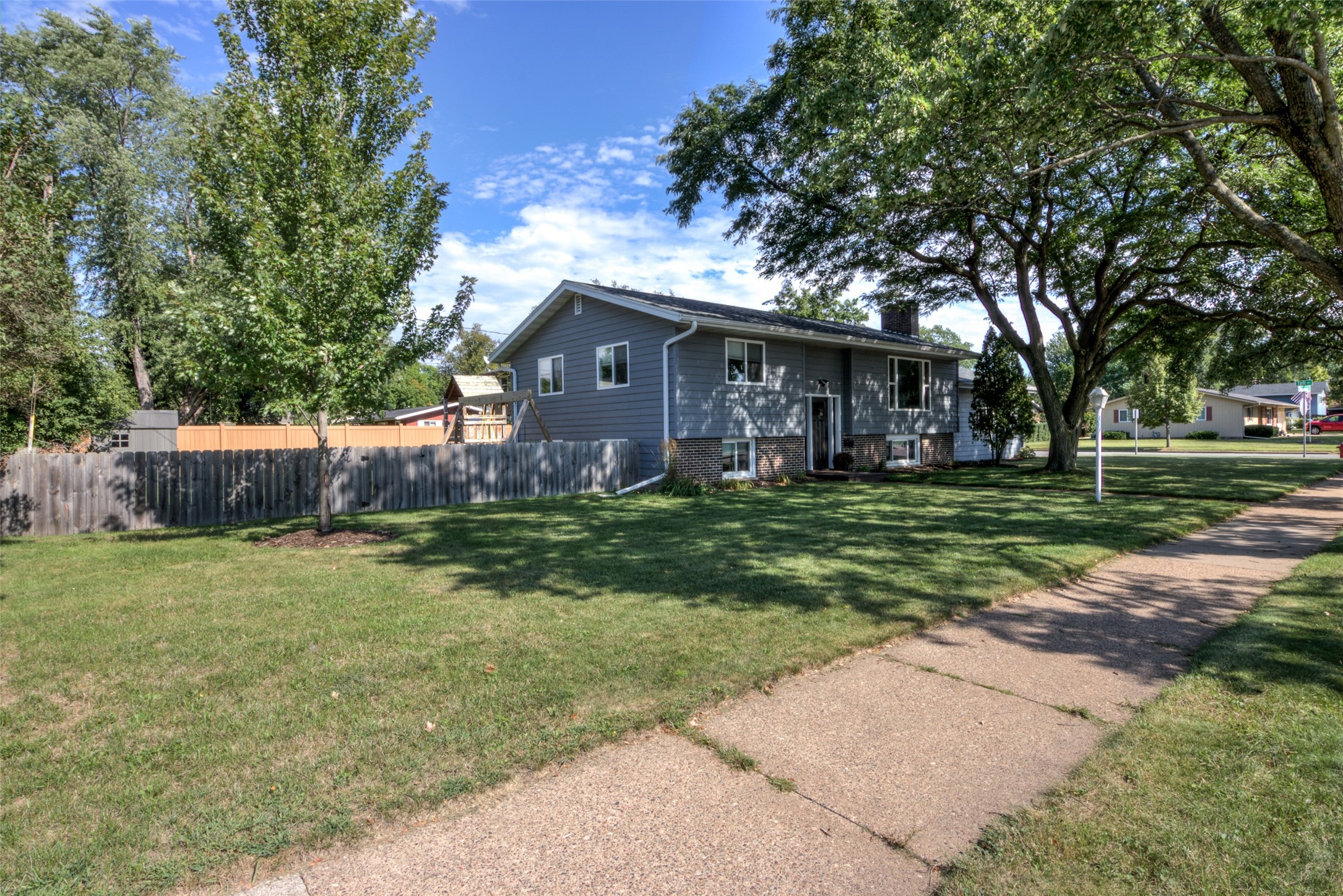 2915 Eisenhower Street Property Photo 43