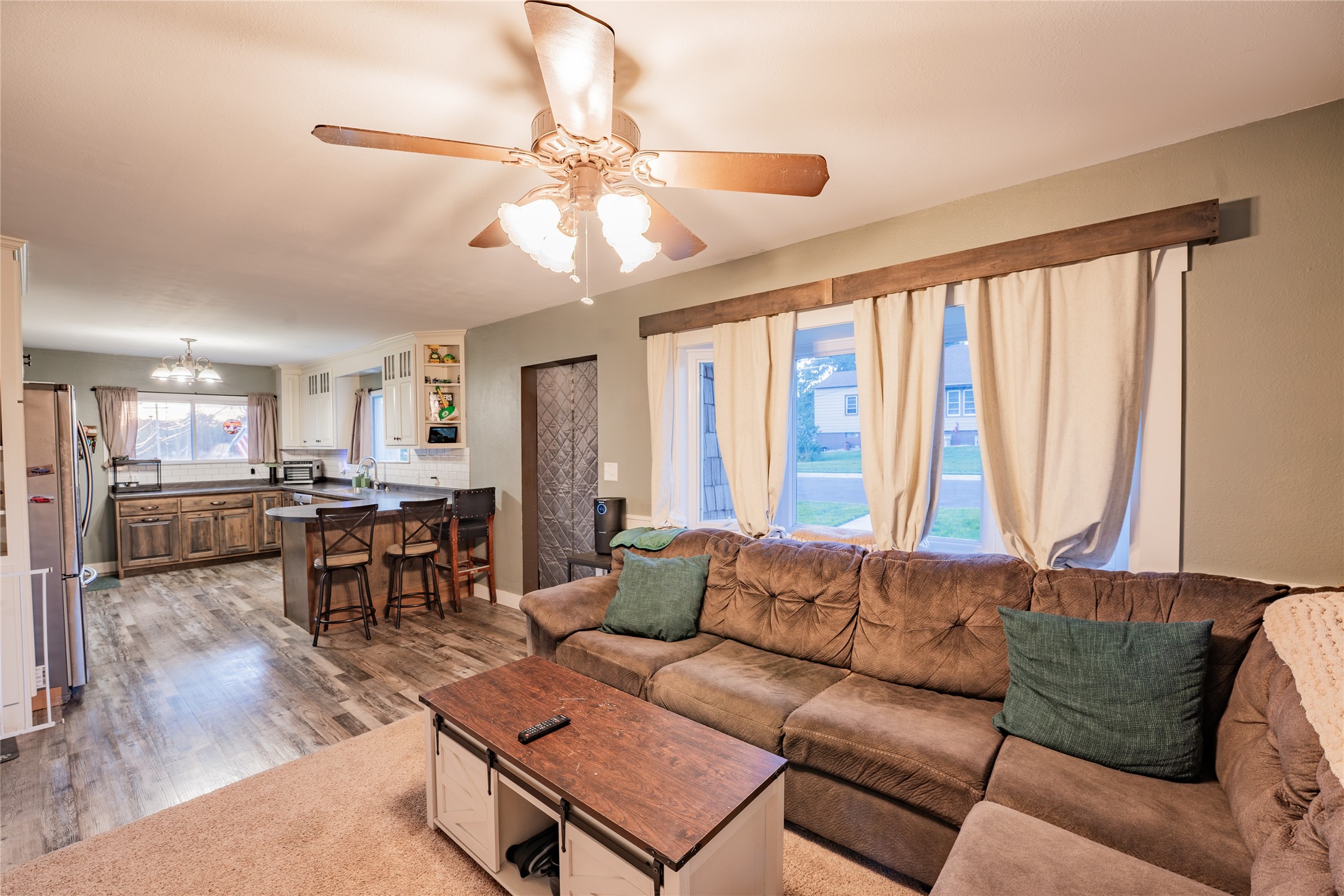 423 Bates Street Property Photo 16