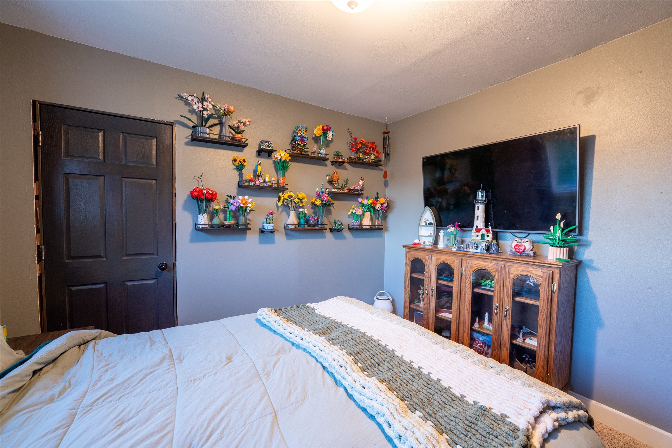 423 Bates Street Property Photo 24