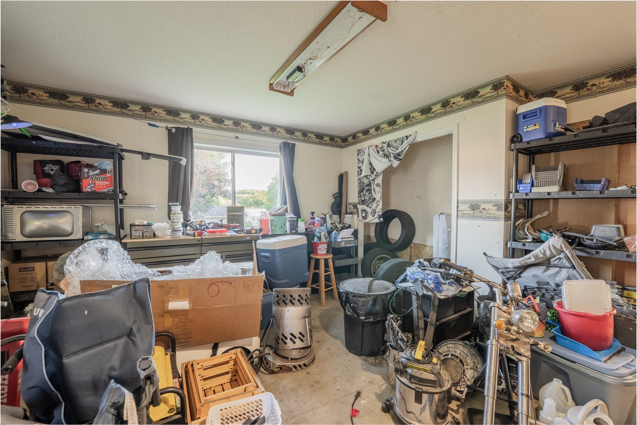 423 Bates Street Property Photo 29