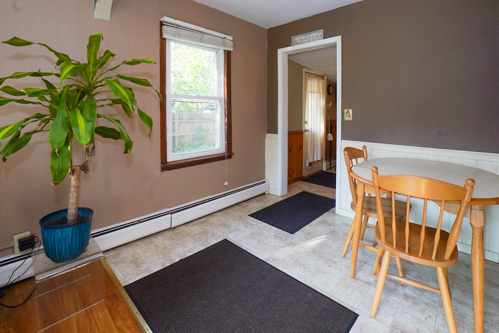 3128 Starr Avenue Property Photo 6
