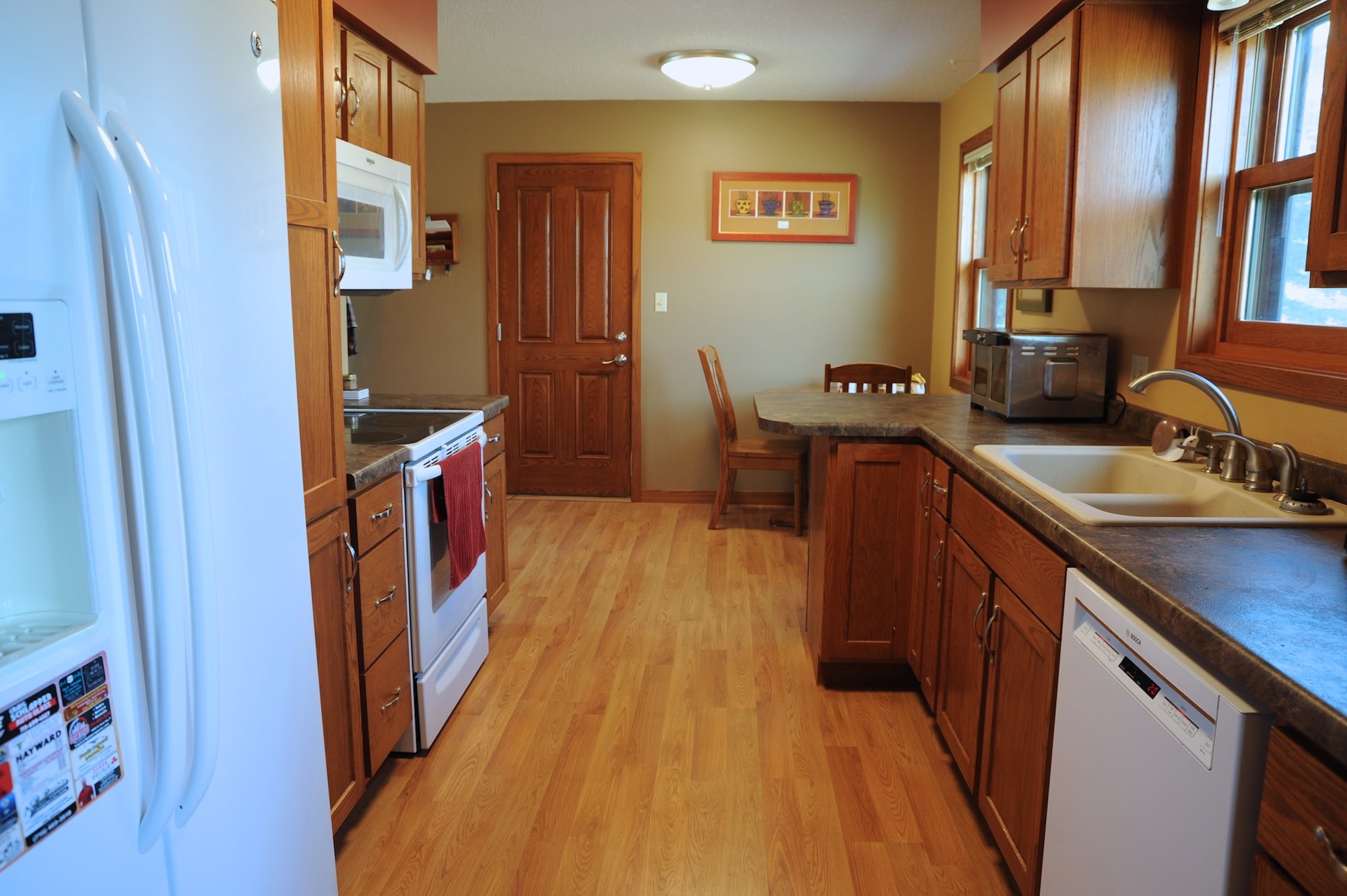 10218 Towne View Road Property Photo 6