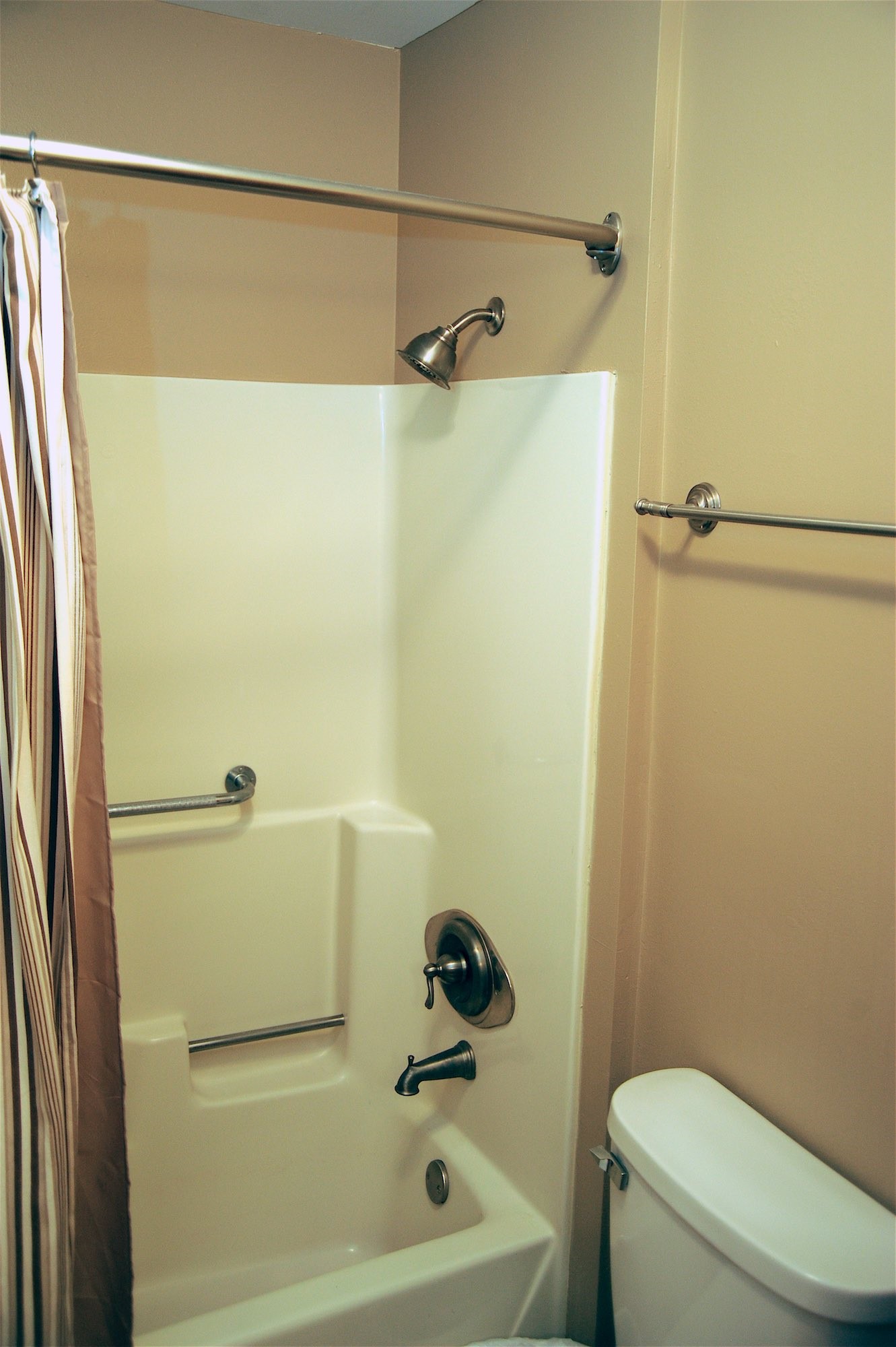 10218 Towne View Road Property Photo 10