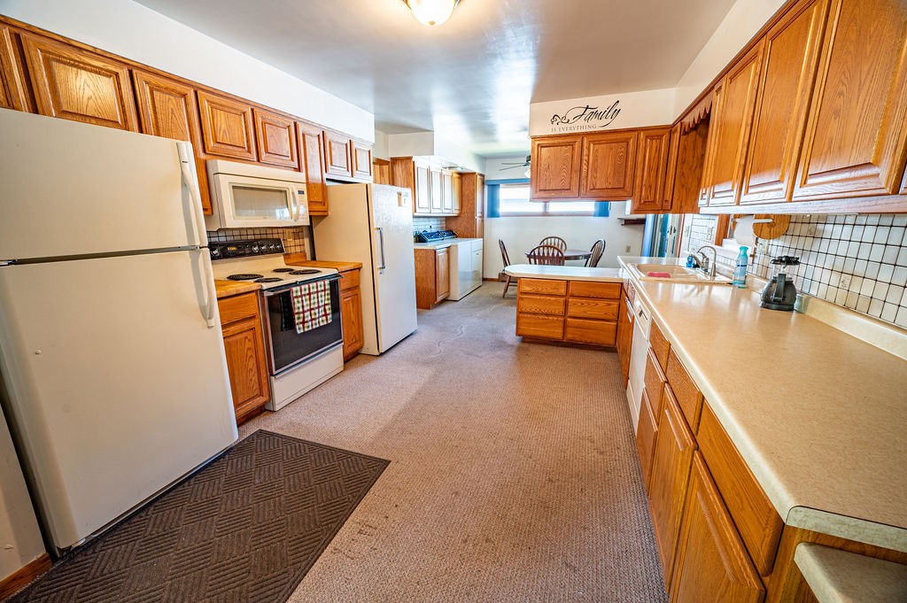 286 S Piety Street Property Photo 3
