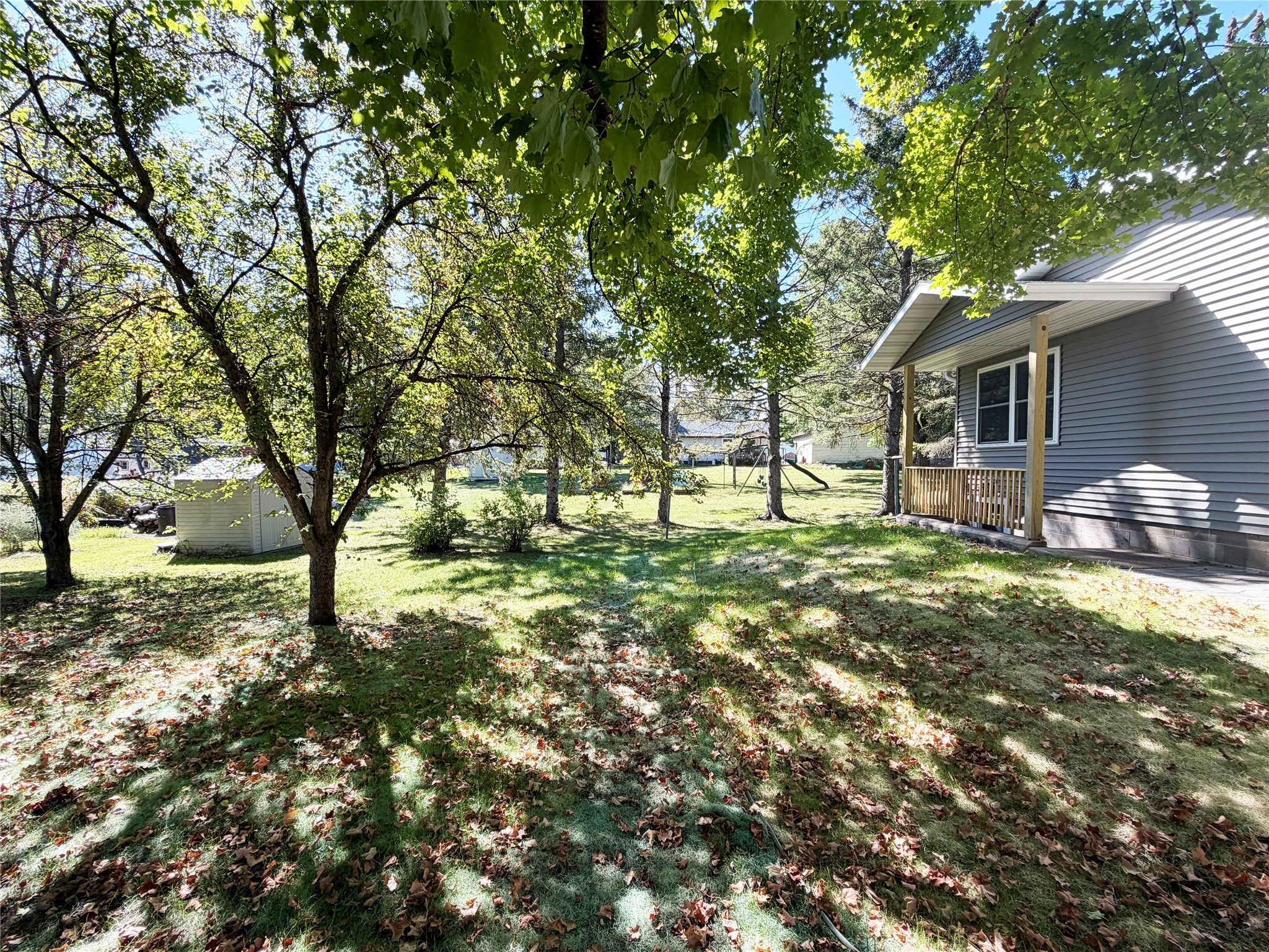 512 E Bracklin Street Property Photo 24