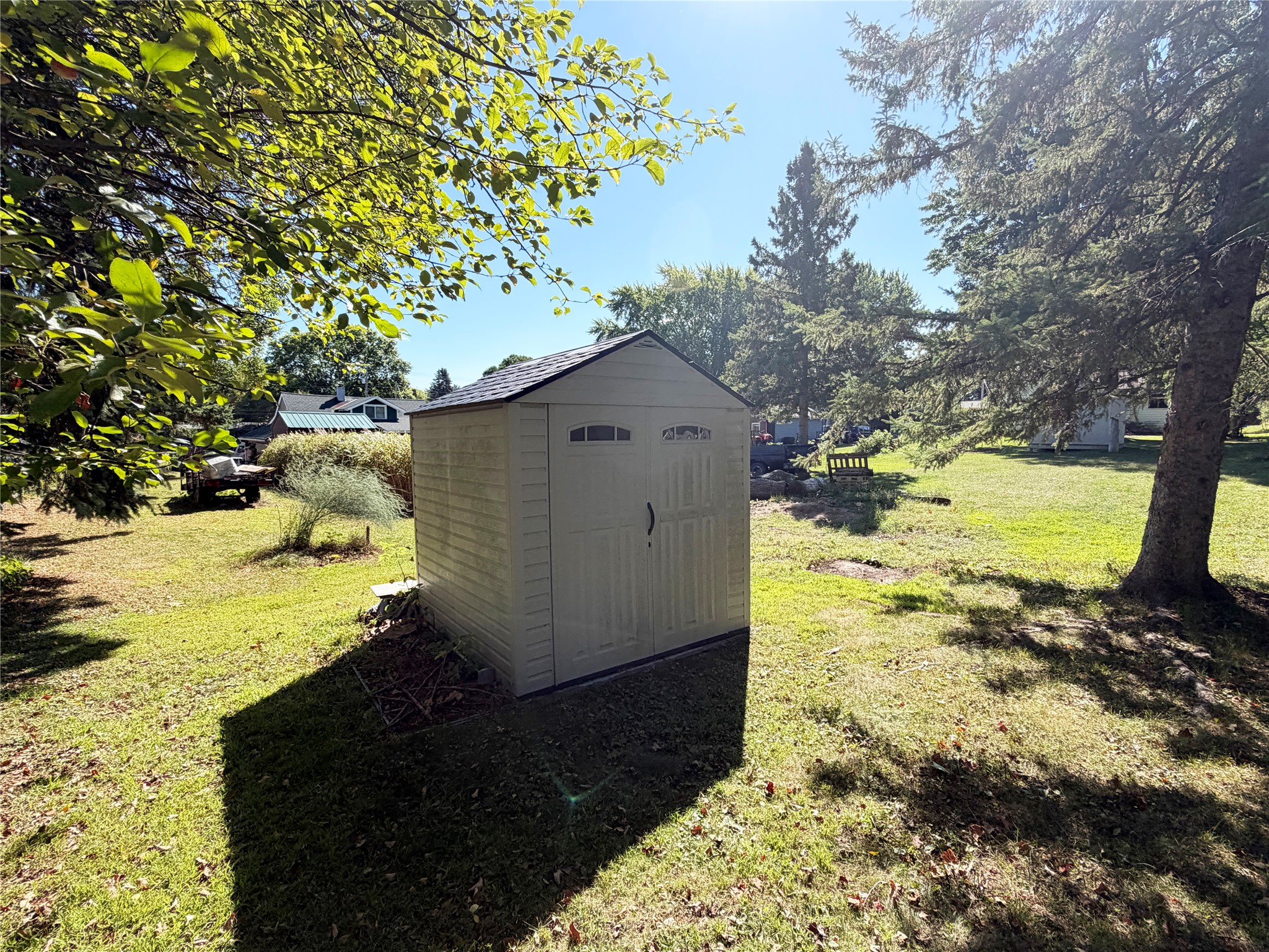 512 E Bracklin Street Property Photo 25