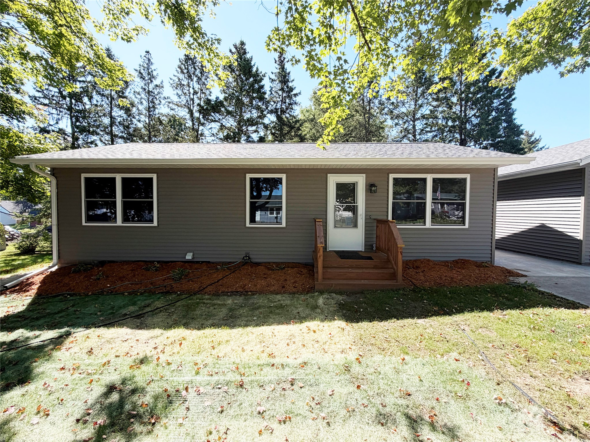 512 E Bracklin Street Property Photo 30