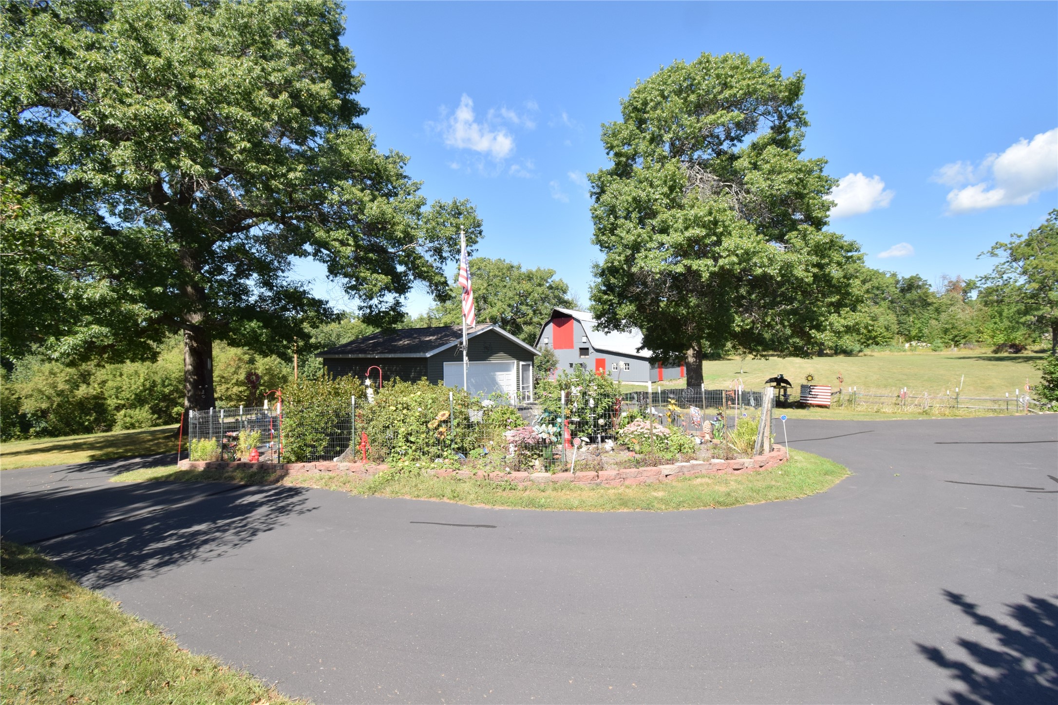 28296 French Road Property Photo 2