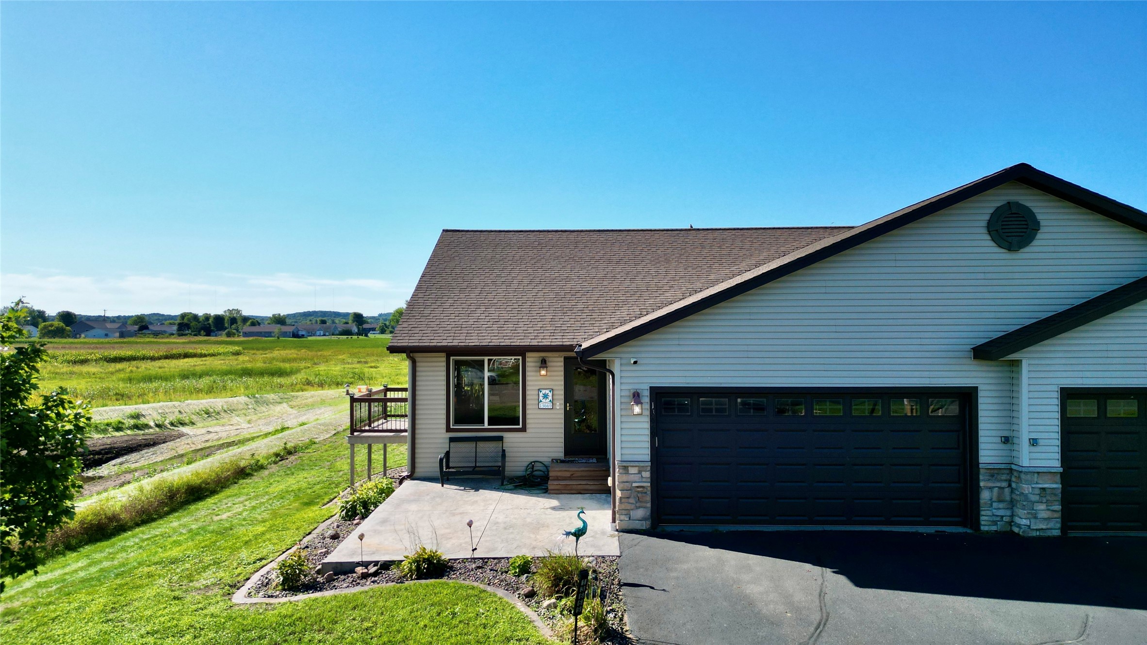 13669 42nd Avenue Property Photo 1