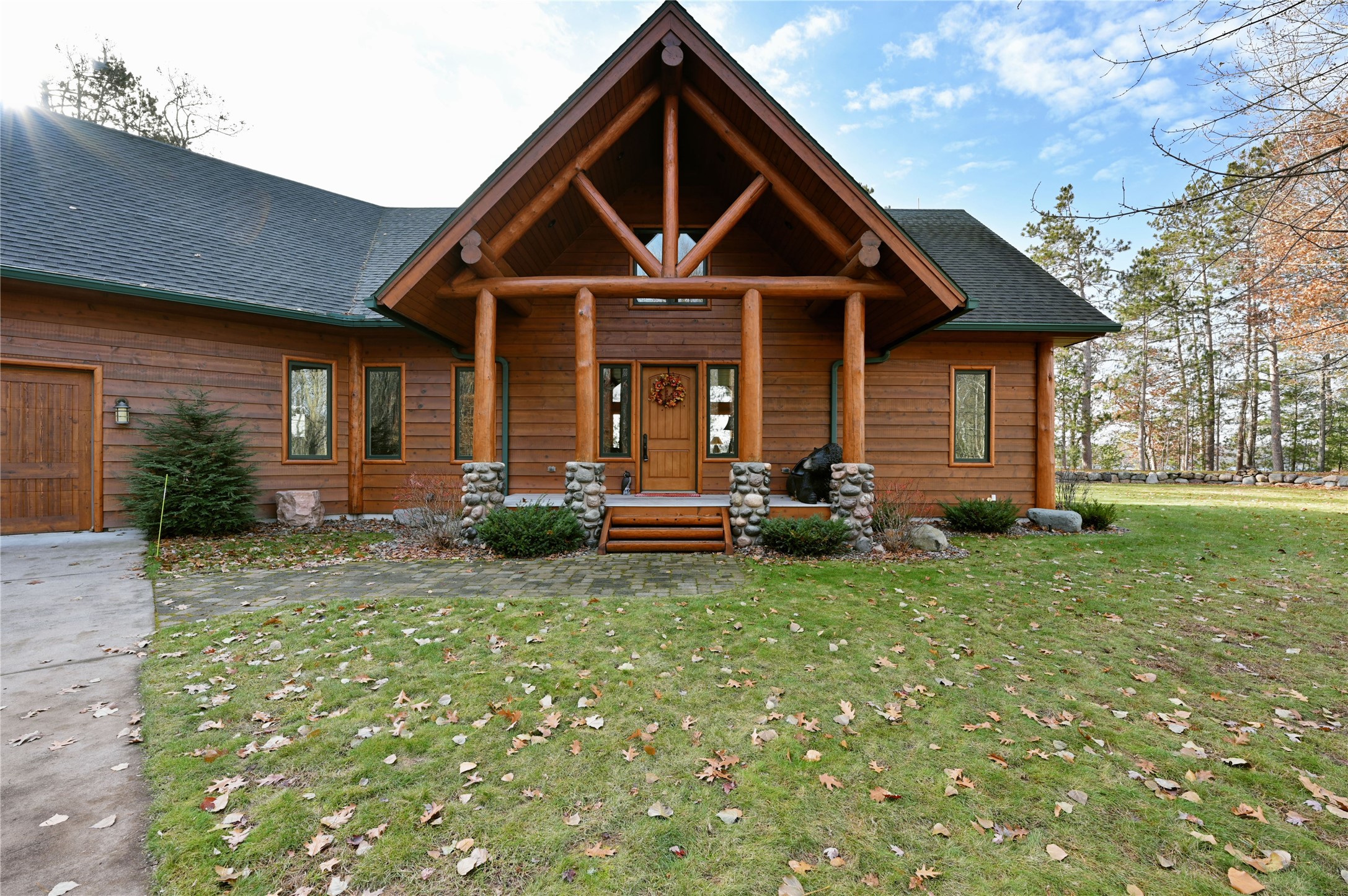 11225 N Songbird Lane Property Photo 4