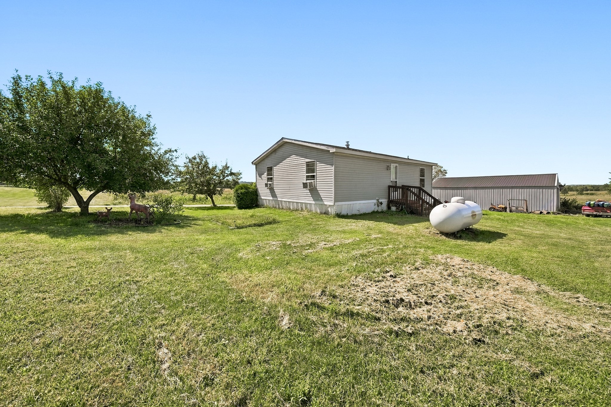 740 Witte Road Property Photo 5