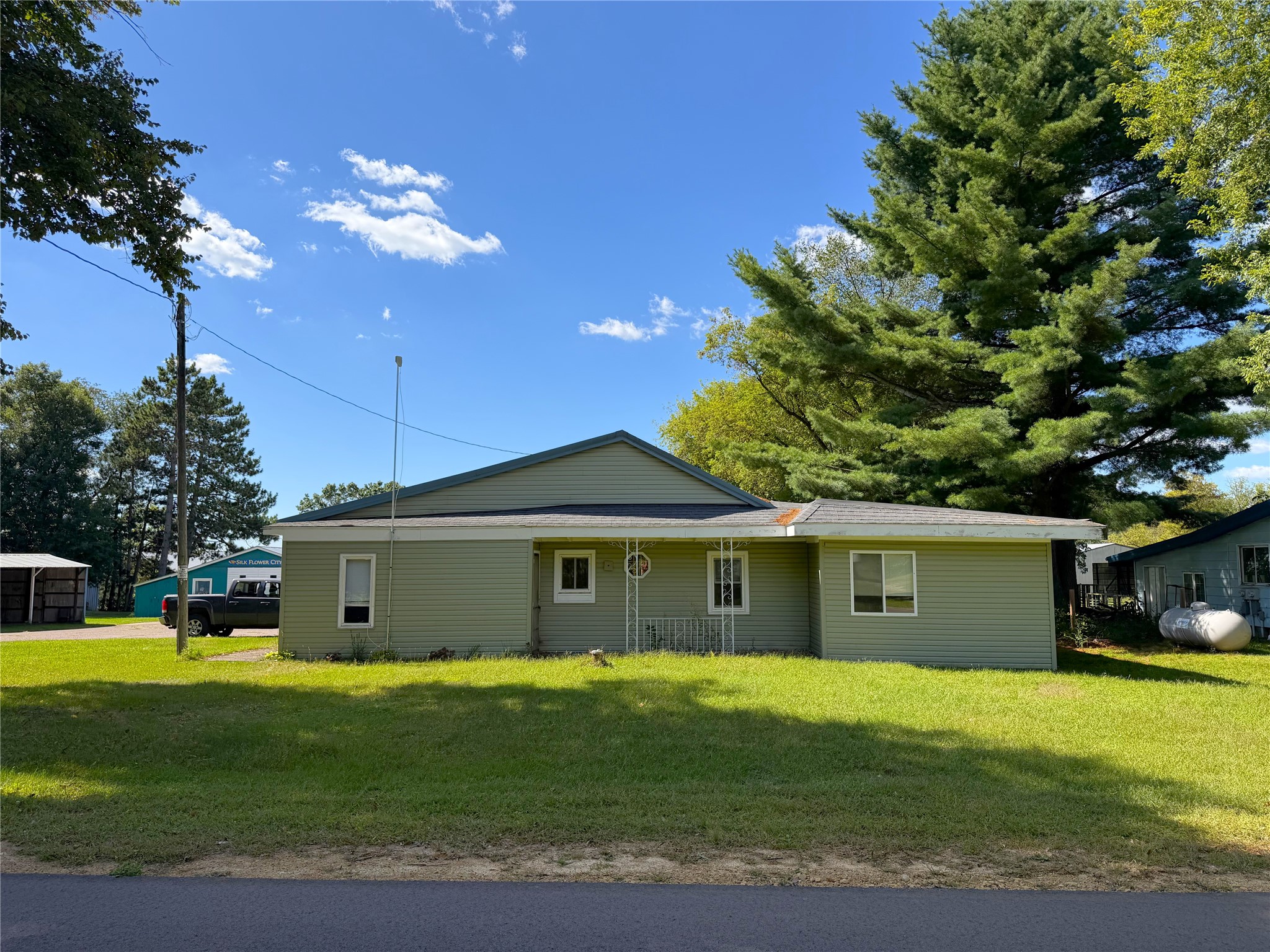 6454 35th Street Property Photo 1