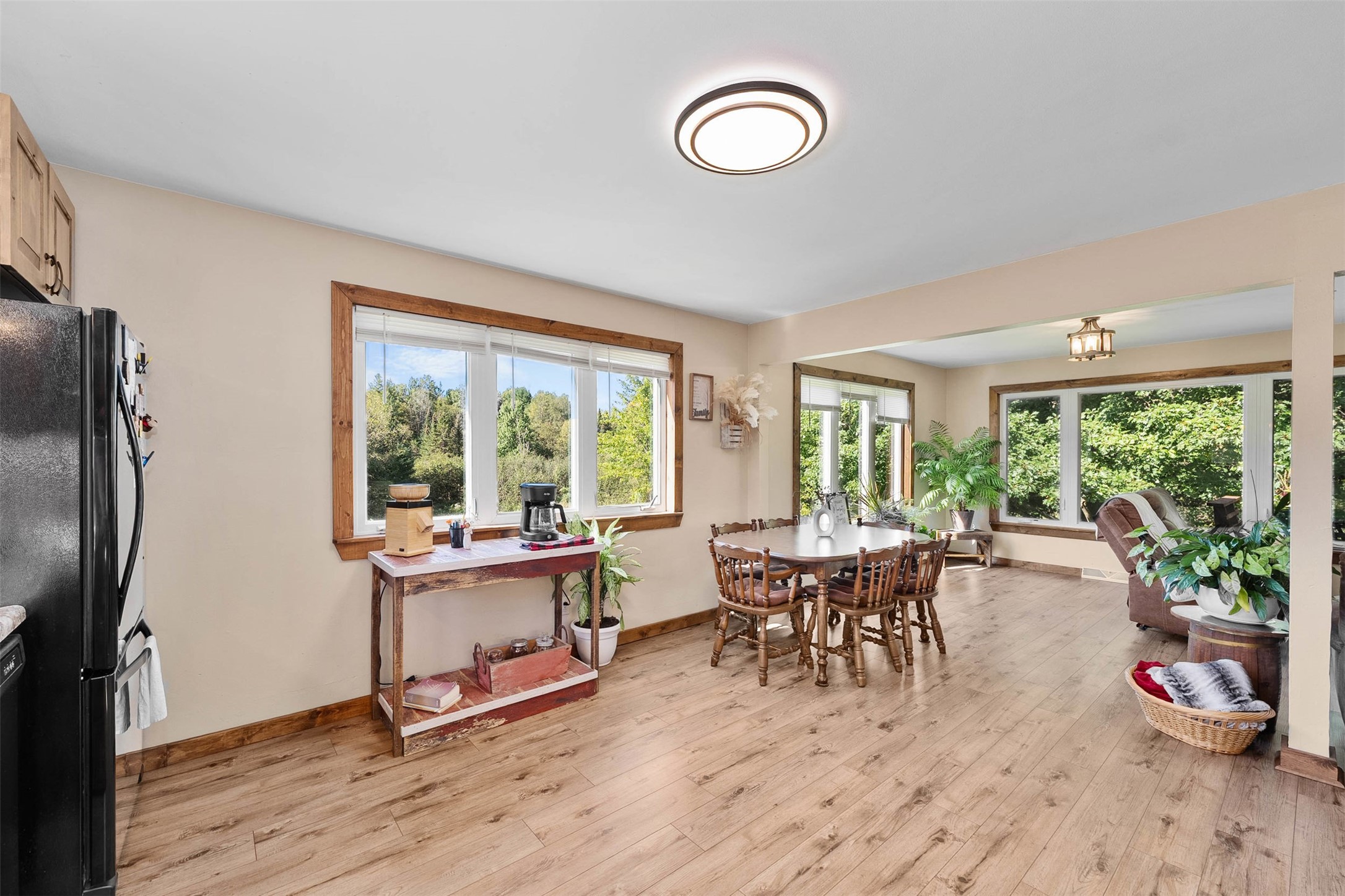 W8680 Perkinstown Avenue Property Photo 9