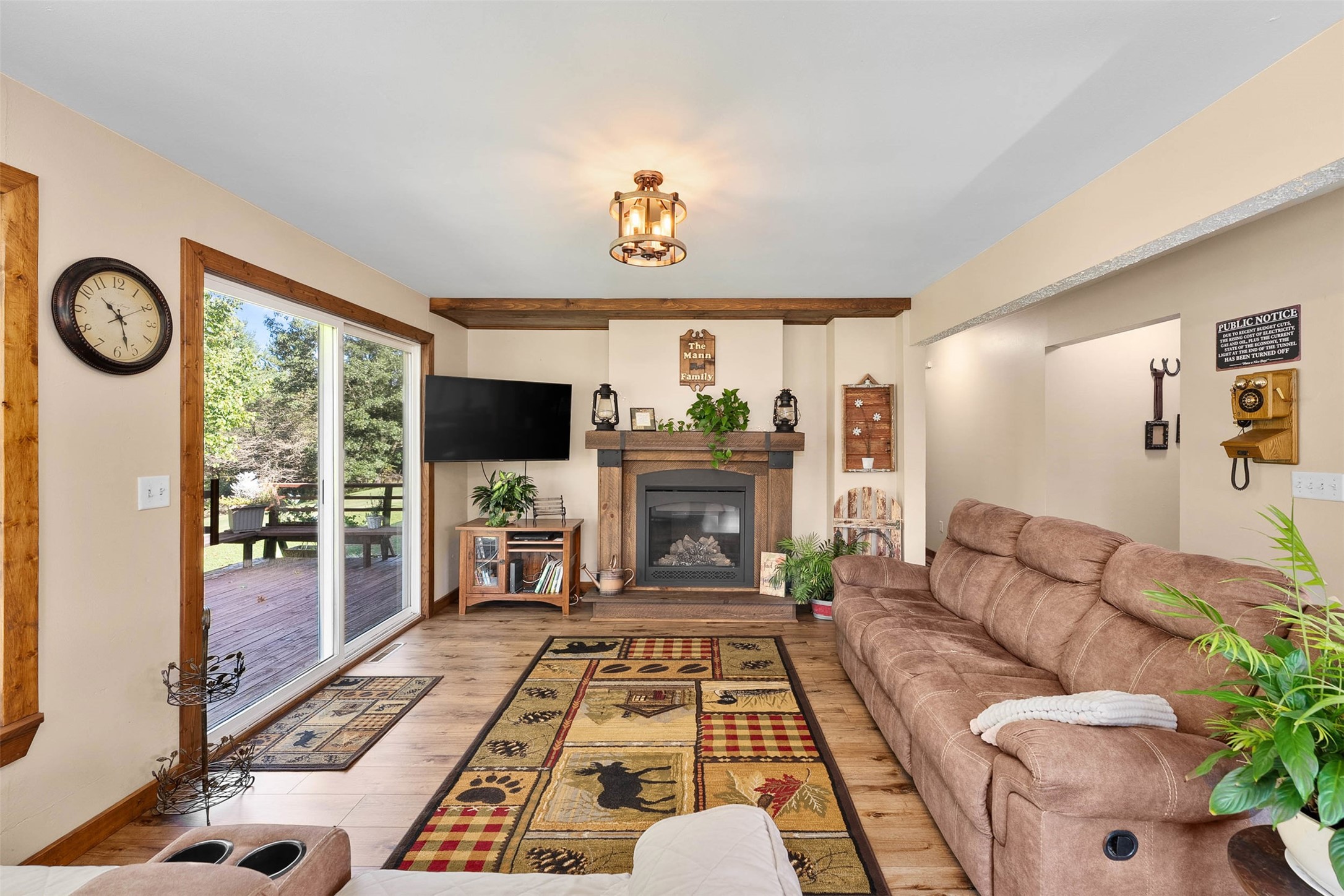 W8680 Perkinstown Avenue Property Photo 11