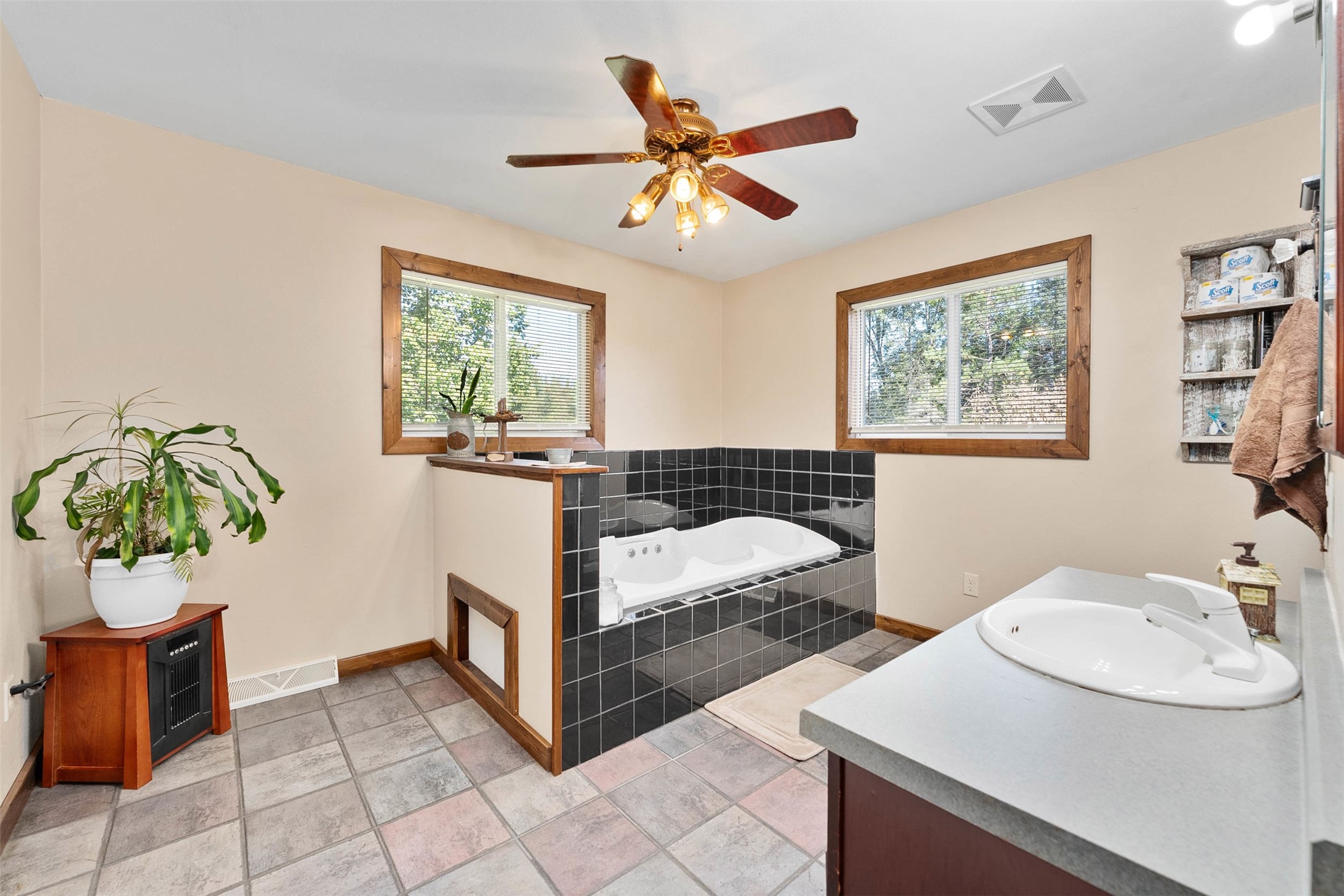 W8680 Perkinstown Avenue Property Photo 19