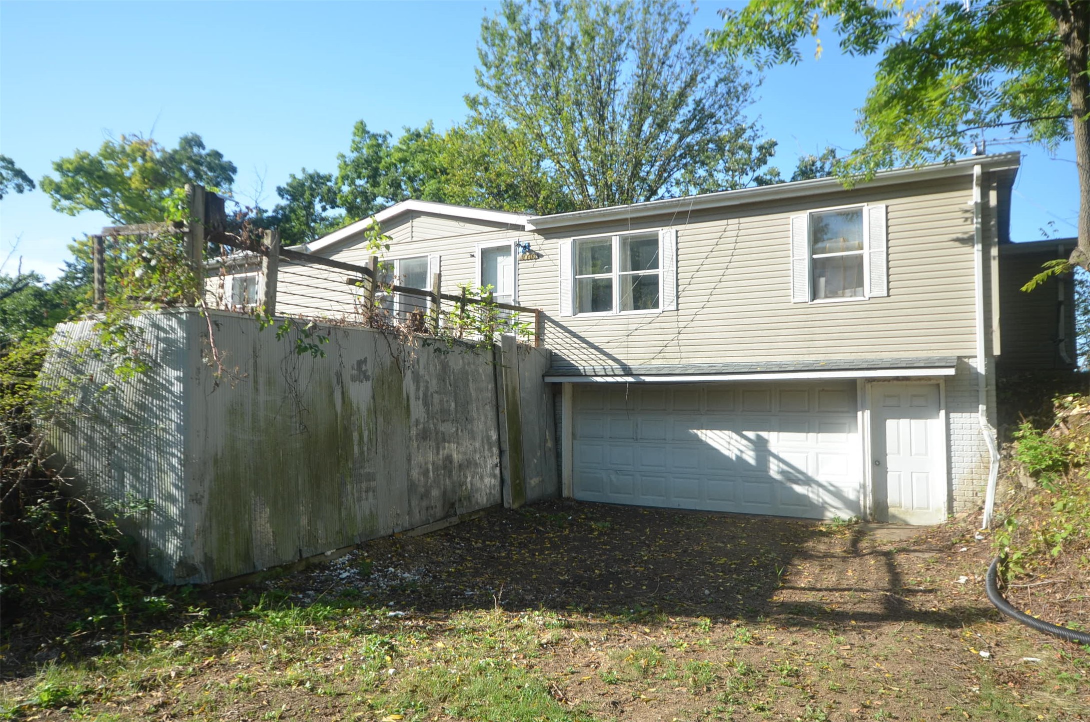 1090 N 375th Street Property Photo 3