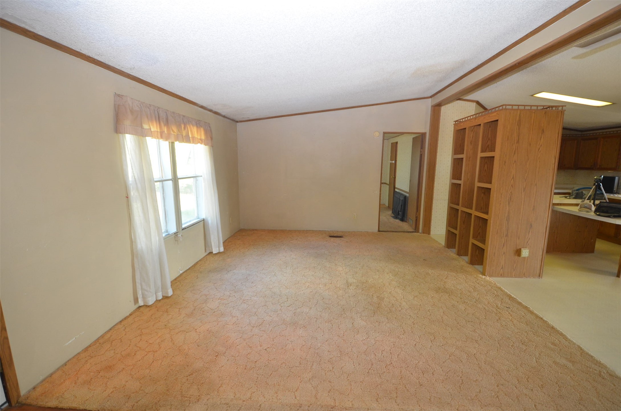 1090 N 375th Street Property Photo 5