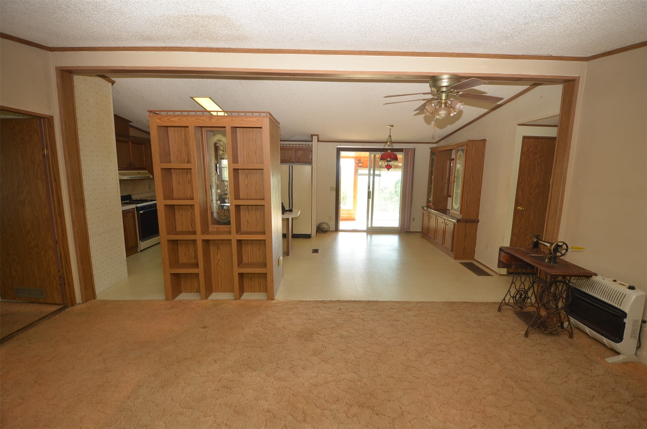 1090 N 375th Street Property Photo 6