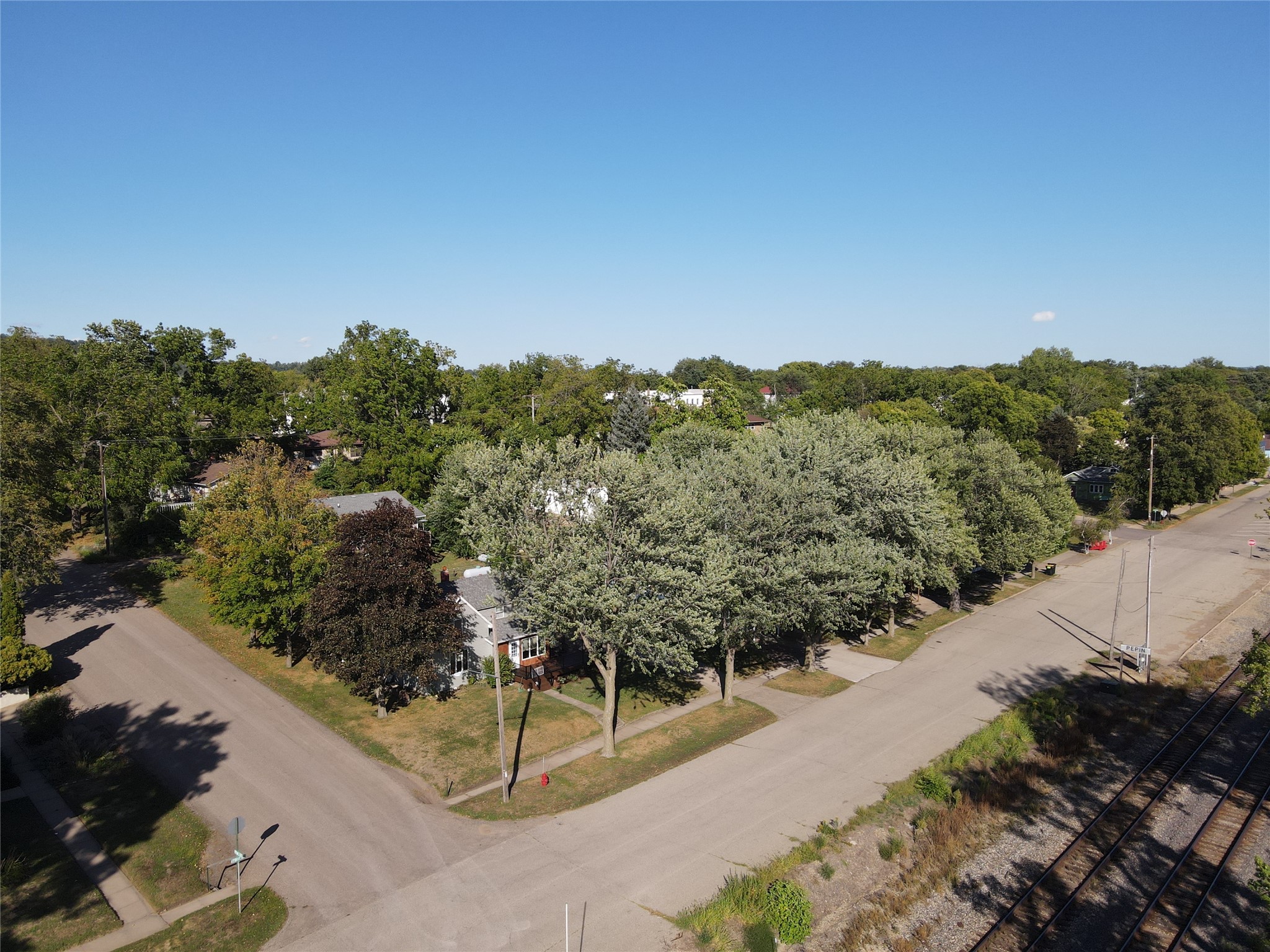 714 1st Street Property Photo 5
