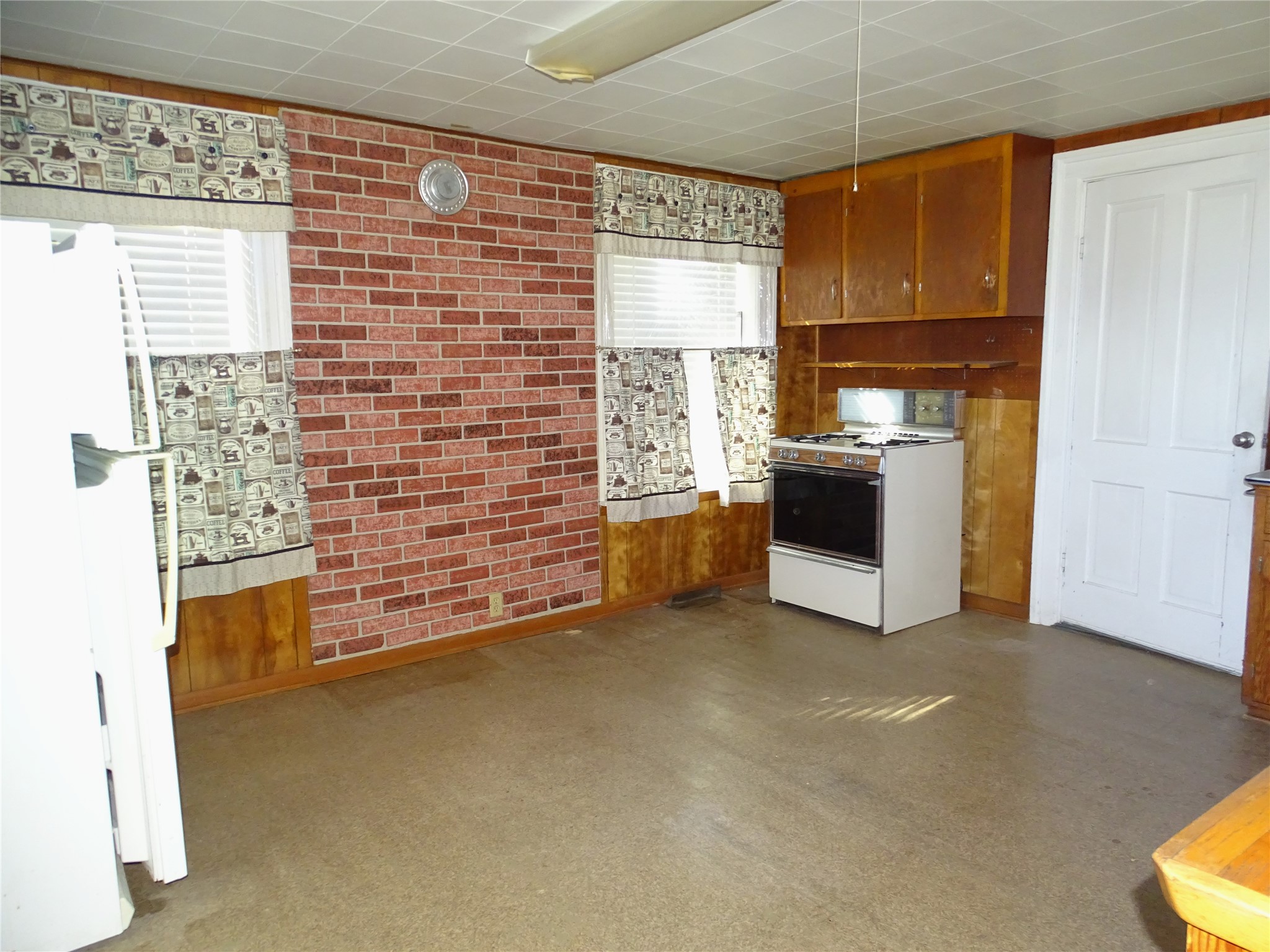 714 1st Street Property Photo 17