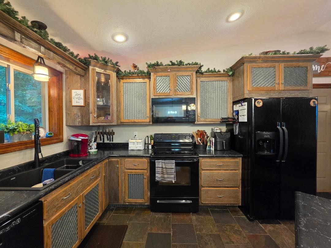 6460 W Ojibwa Road Property Photo 13
