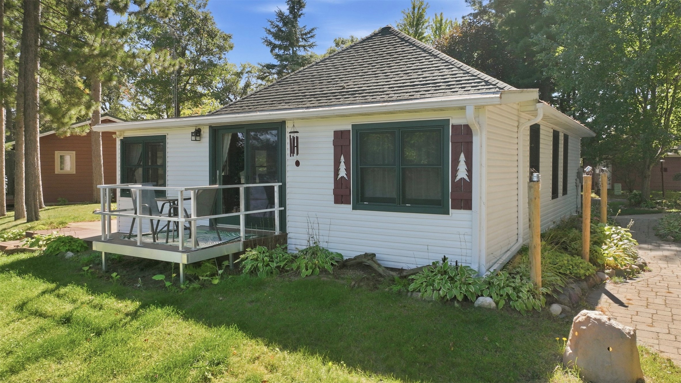 865 23 7/8 Street Property Photo 3
