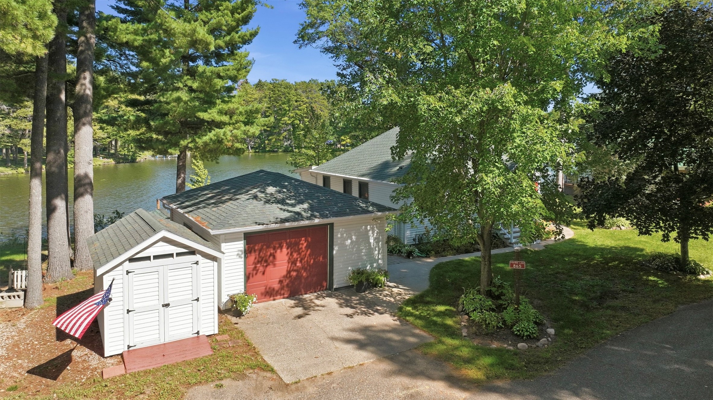 865 23 7/8 Street Property Photo 4