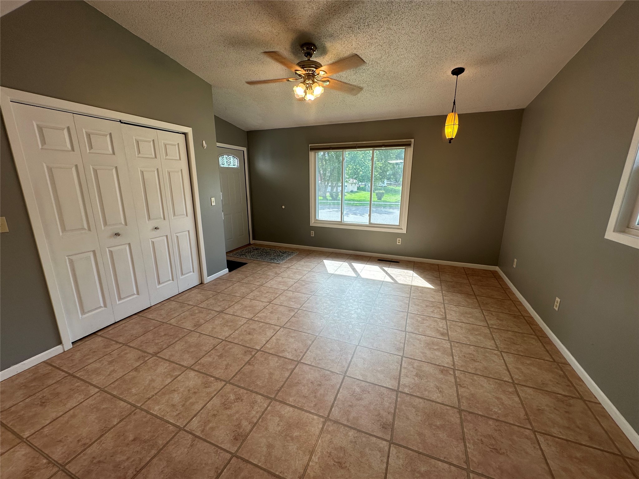 816 W Elm Street Property Photo 12