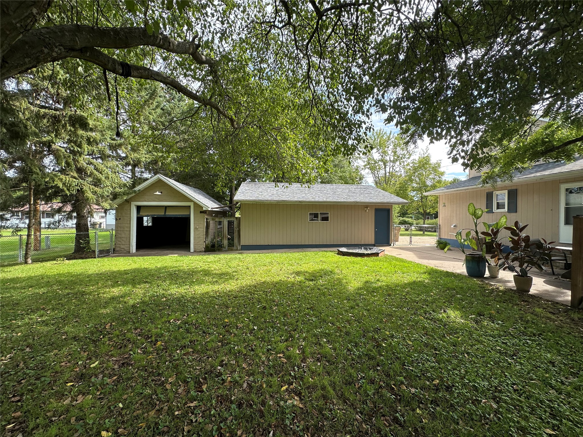 816 W Elm Street Property Photo 30
