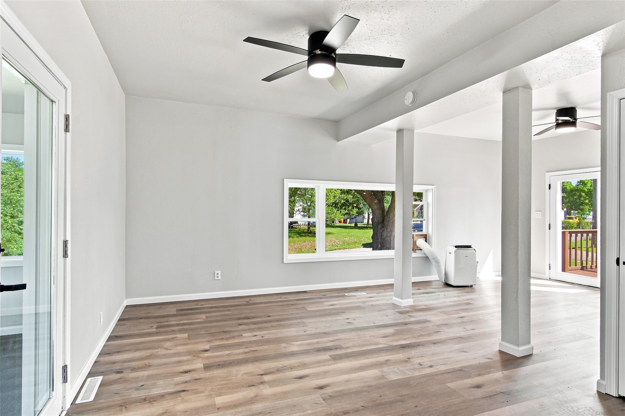 31 W Walnut Street Property Photo 12