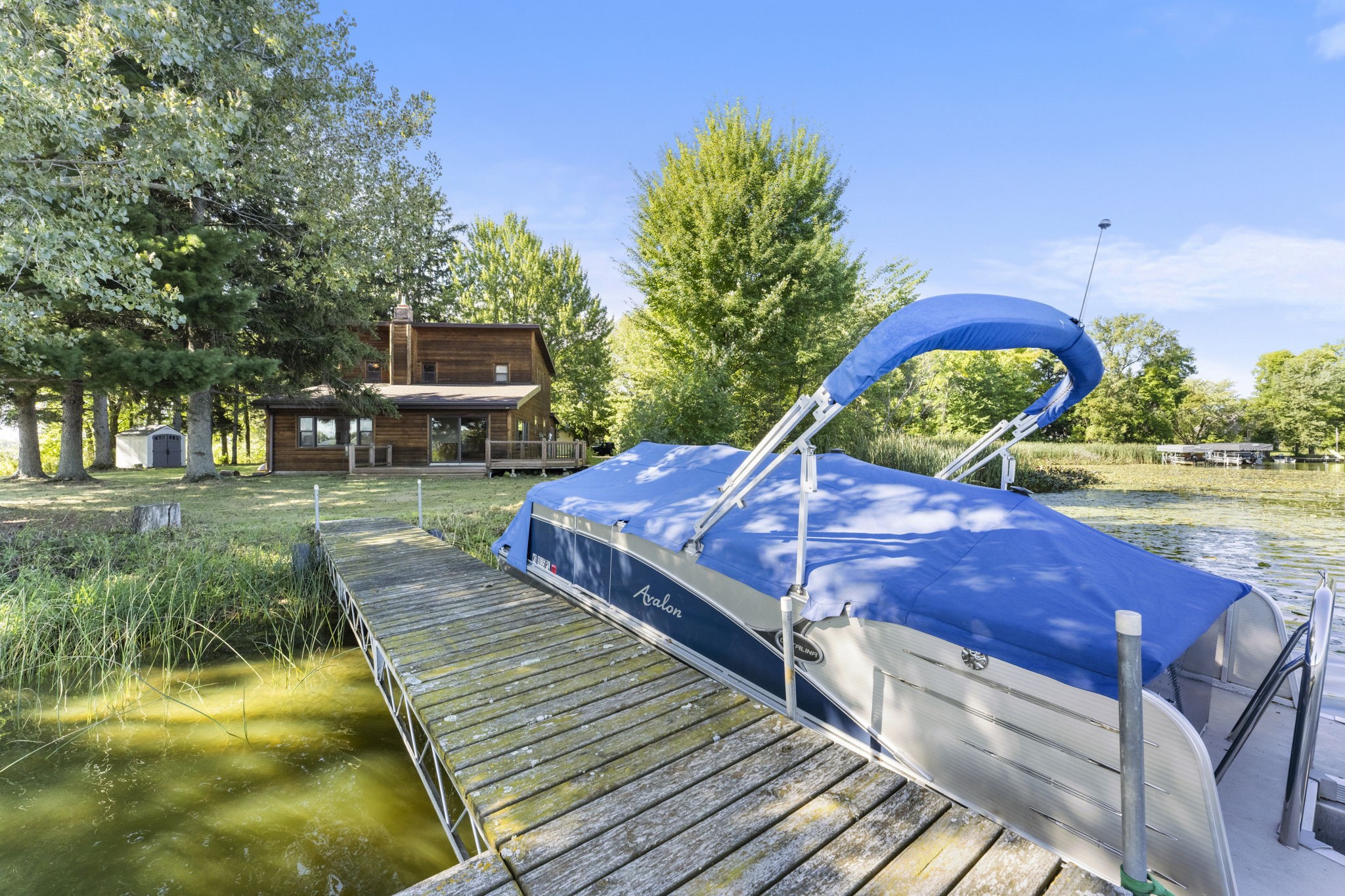 1605064 Property Photo 3