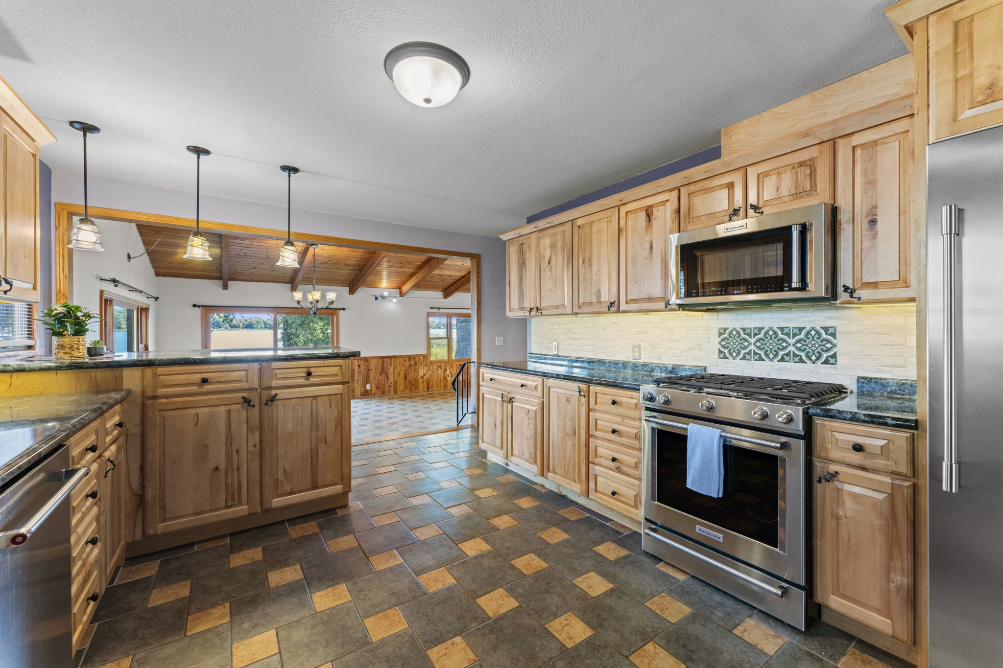 1605064 Property Photo 17
