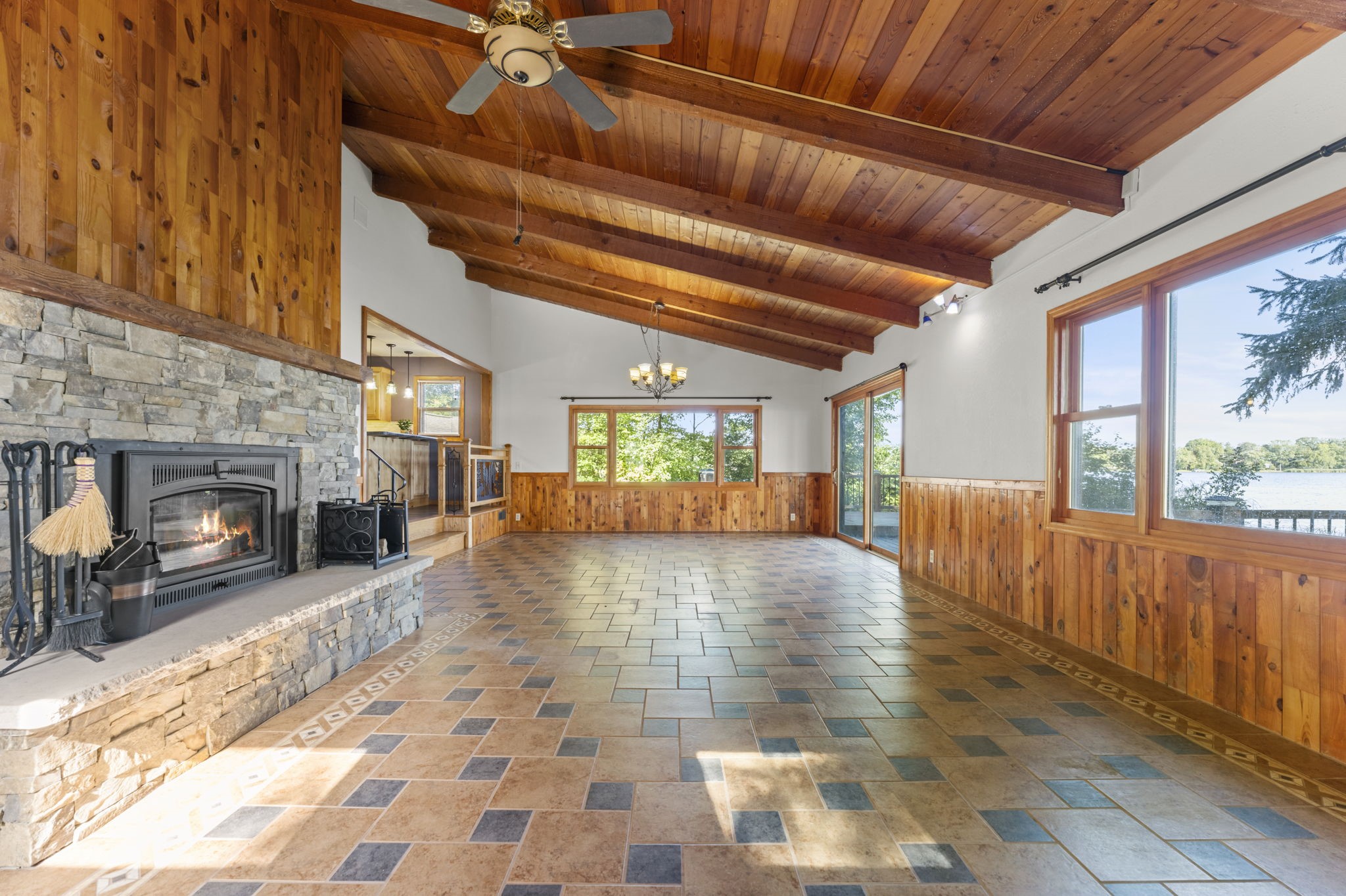 1605064 Property Photo 26