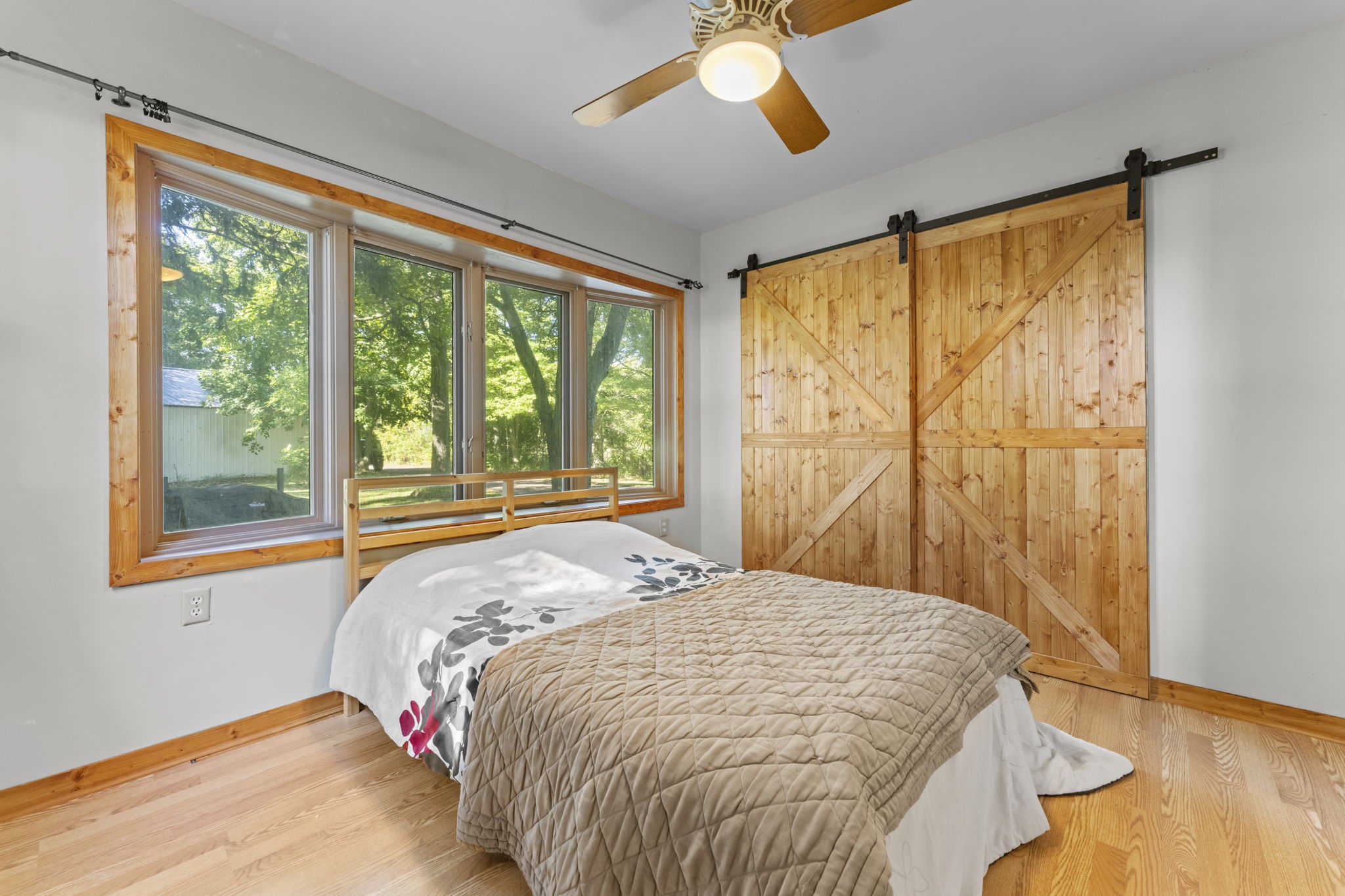 1605064 Property Photo 34