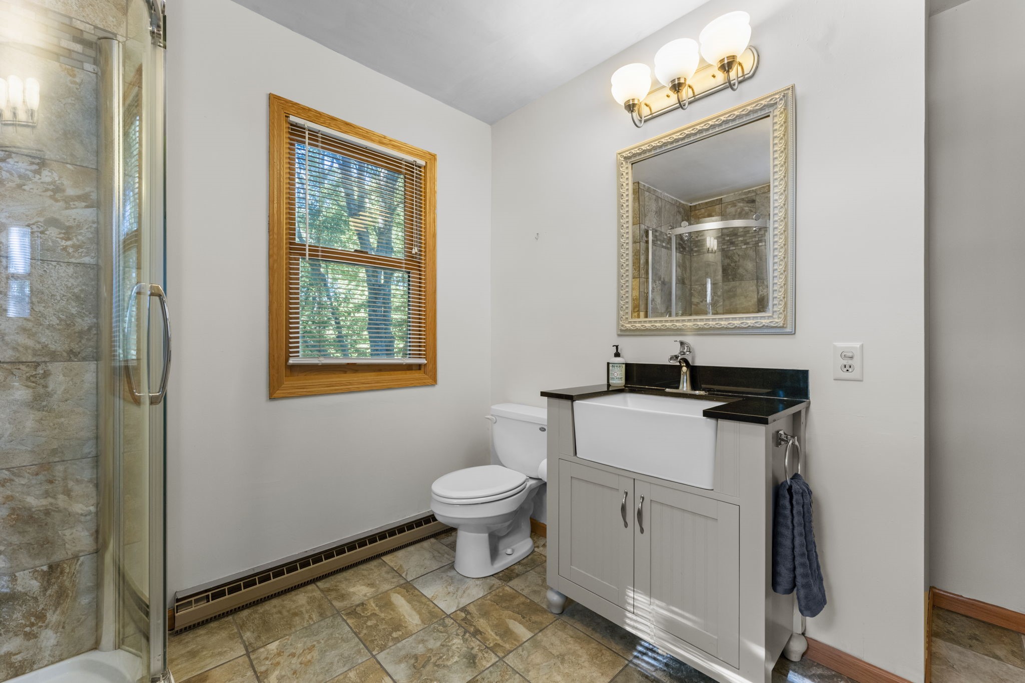 1605064 Property Photo 42