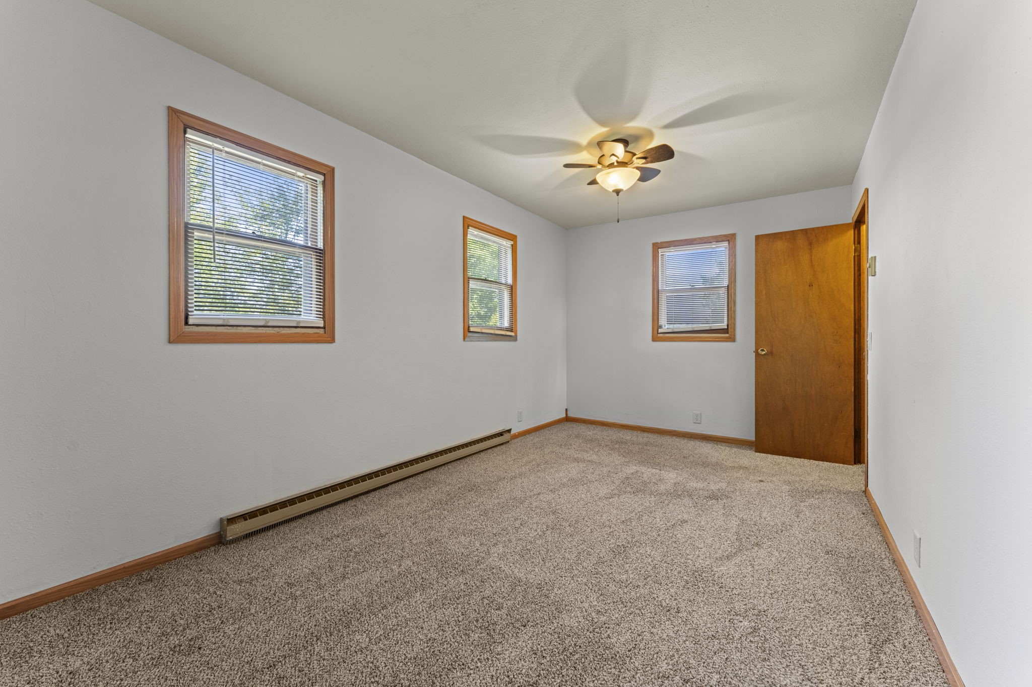 1605064 Property Photo 44