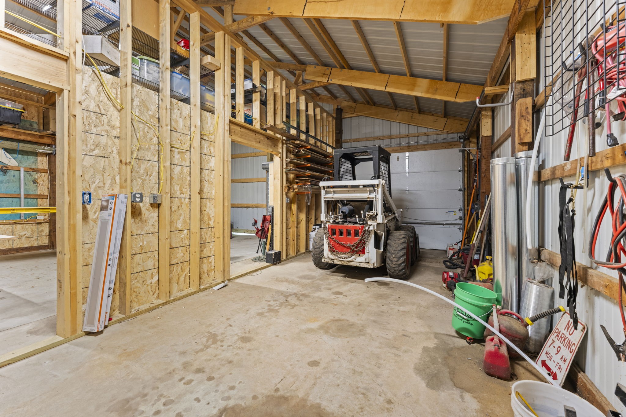 1605064 Property Photo 50