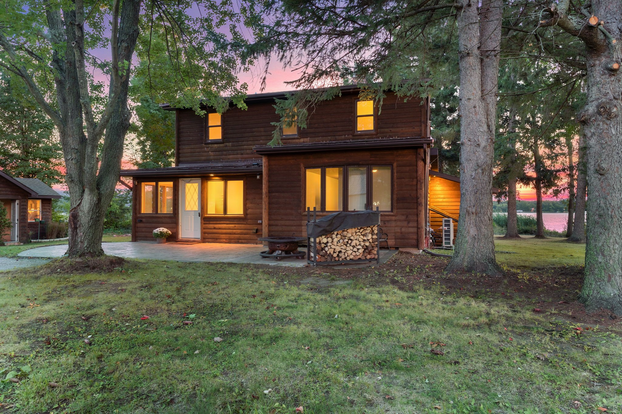 1605064 Property Photo 55