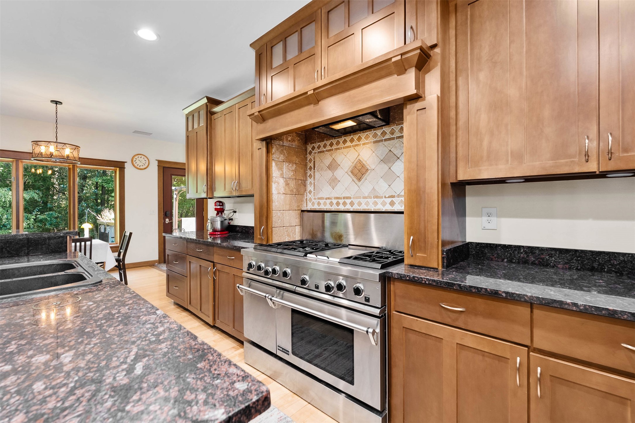 3130 Anric Drive Property Photo 16