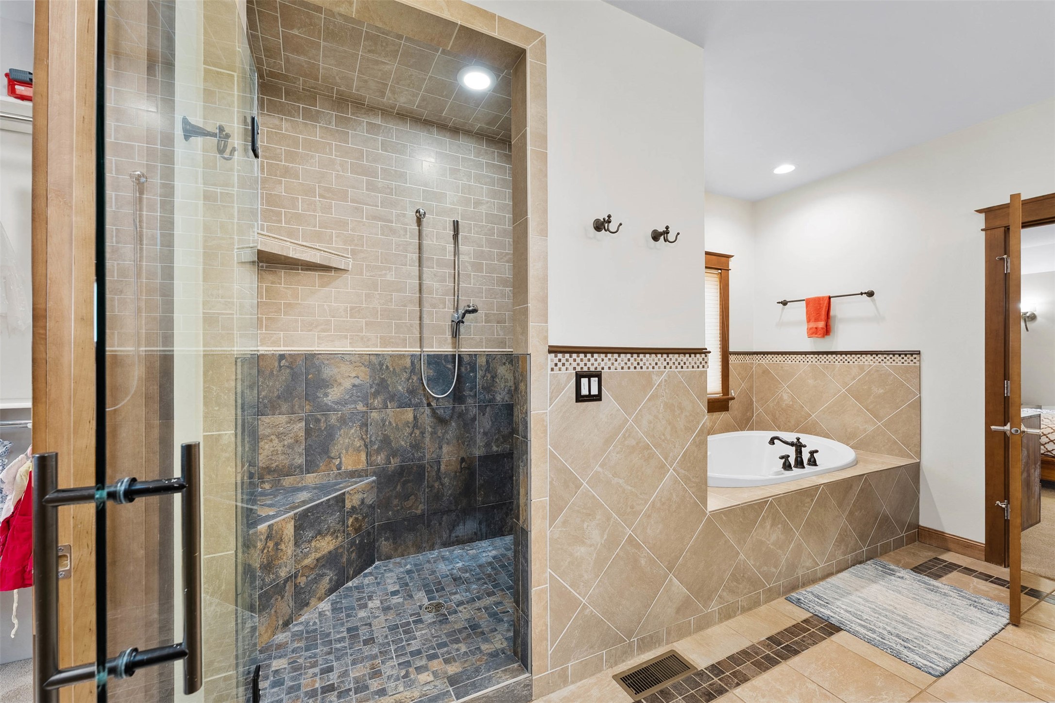 3130 Anric Drive Property Photo 27