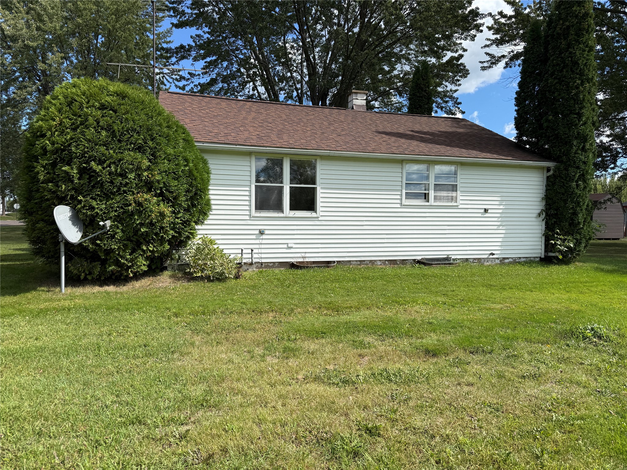 450 E Crumb Street Property Photo 5