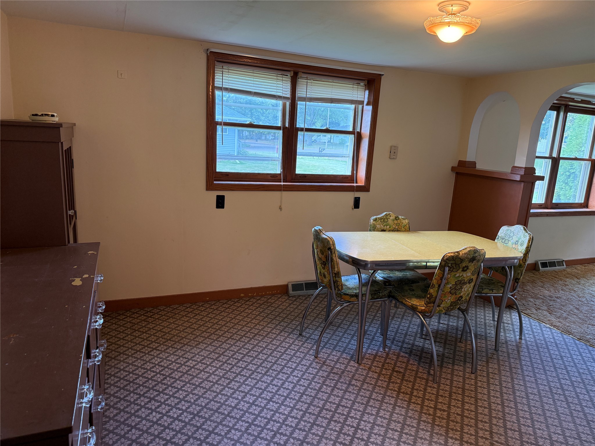 450 E Crumb Street Property Photo 10